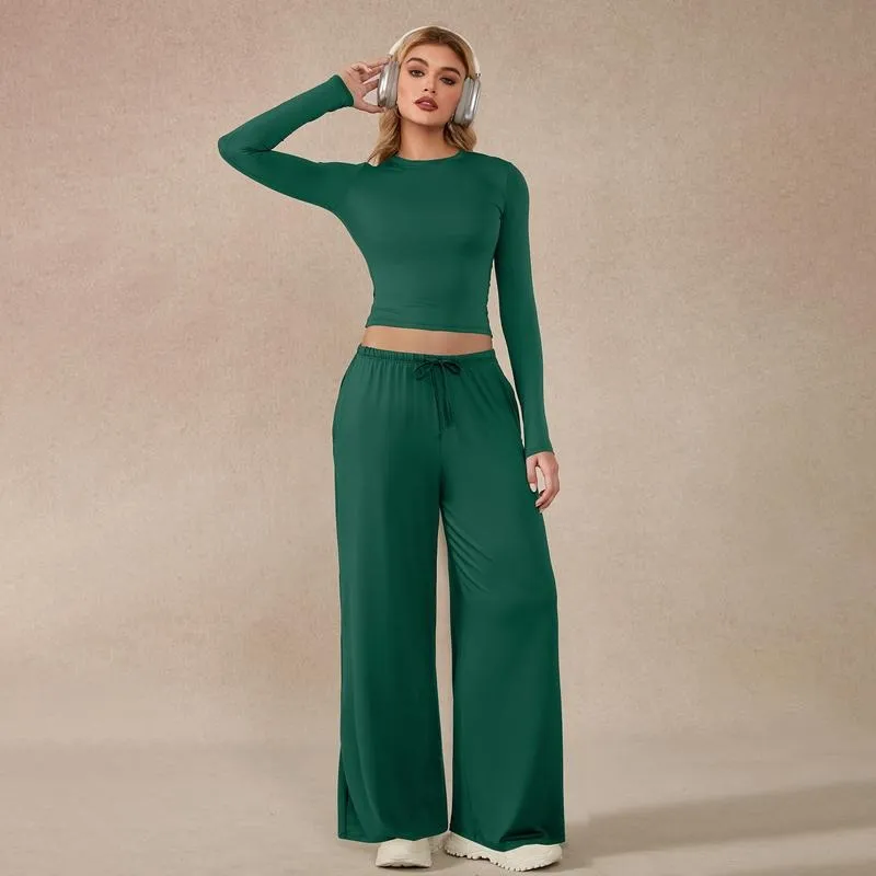 Women's 2-Piece Activewear Set Long-Sleeve Crop Top & Wide-Leg Pants Stretchy Fabric
