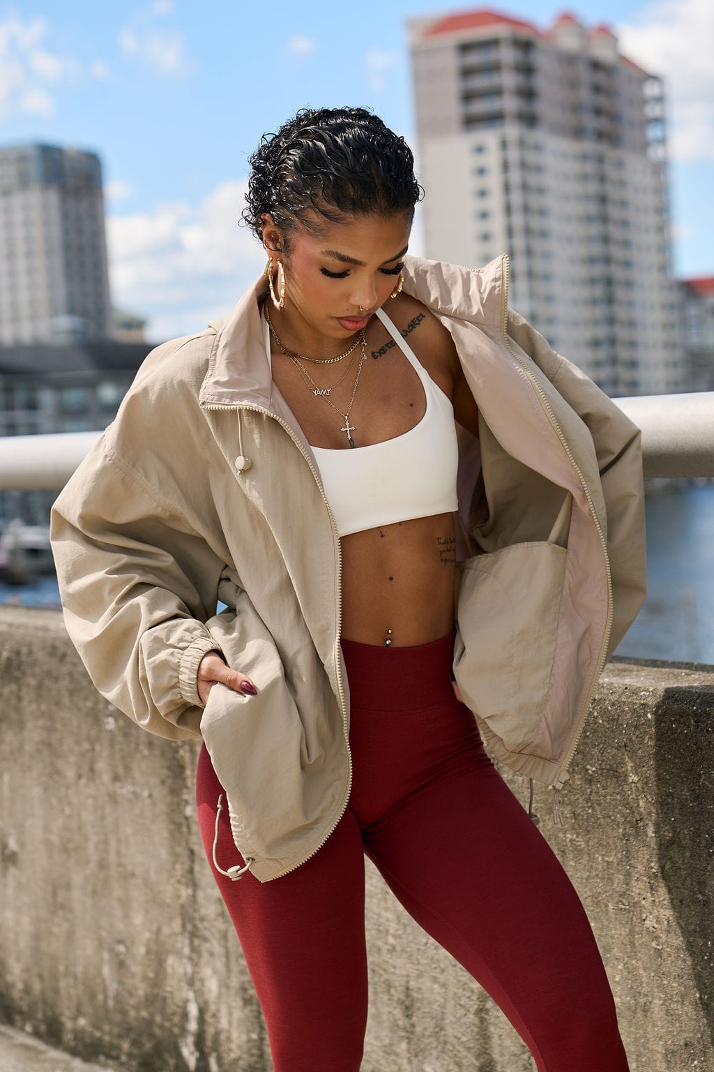 W5194 - Motion Windbreaker