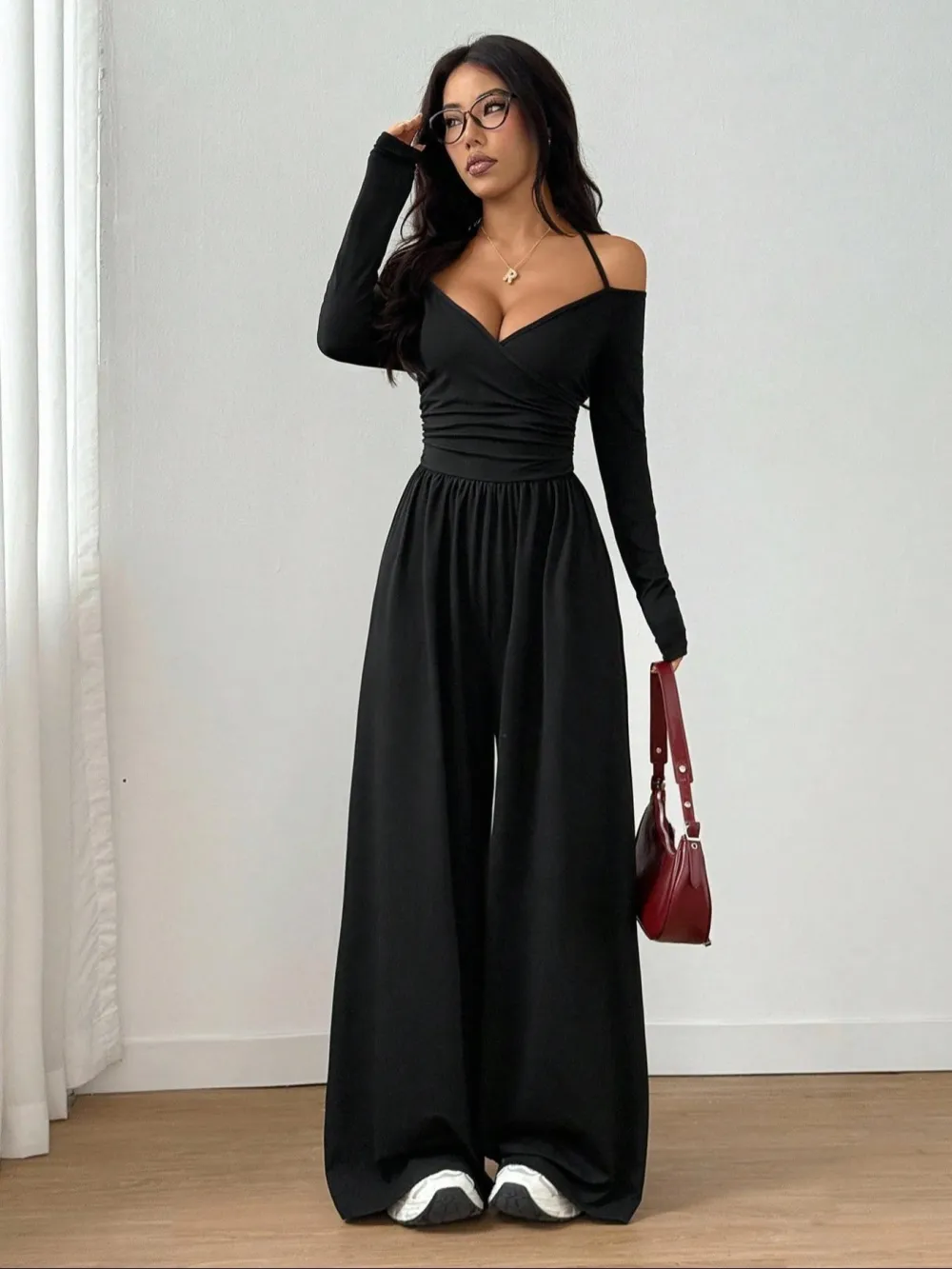 Women's Casual Solid Color Ruched Wide Leg Jumpsuit with Halter-Neck, Stylish and Comfortable Jumpsuit for Daily Wear