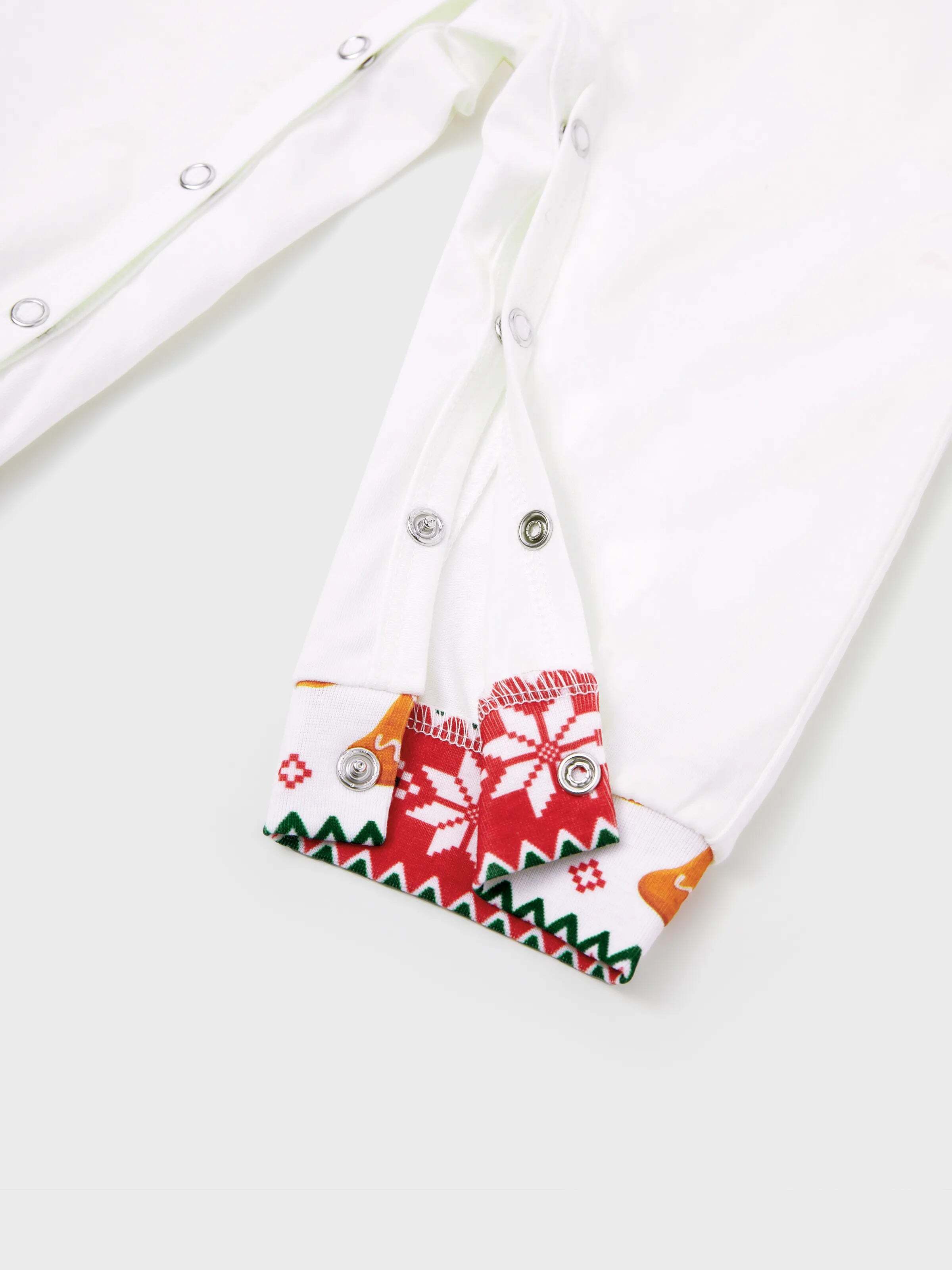 Christmas Pajamas Family Matching Santa's Cookies Gingerbread Man Pattern Pajamas Sets with Christmas Socks MultiColour