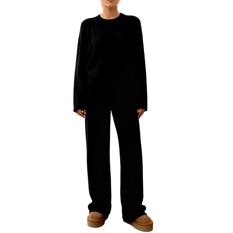 Casual, stylish, and comfortable knitted set