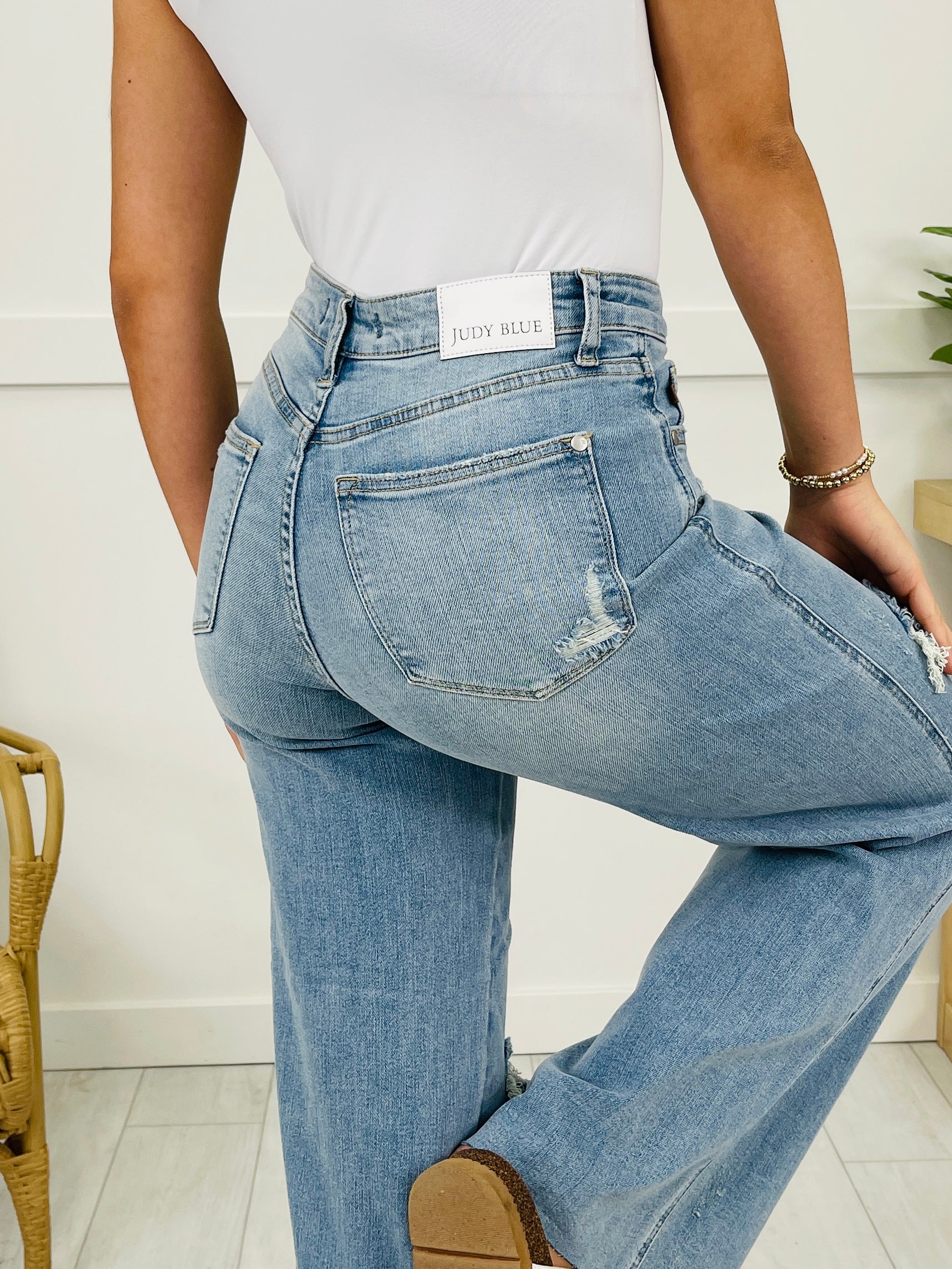 Judy Blue Play It Cool Tummy Control Wide Leg Jeans