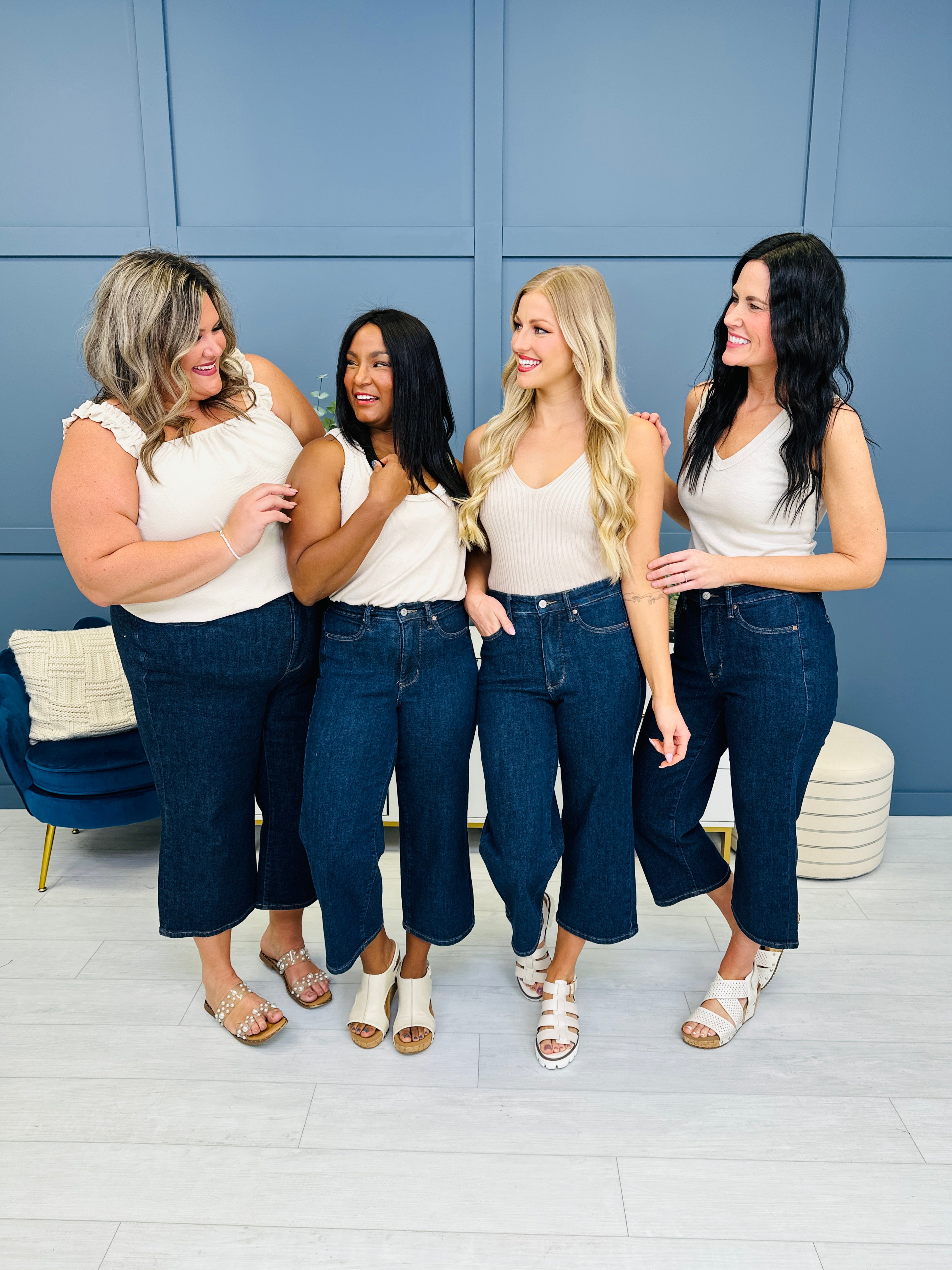 Judy Blue Tummy Control Everything You Want Wide Leg Cropped Jeans in Reg/Curvy