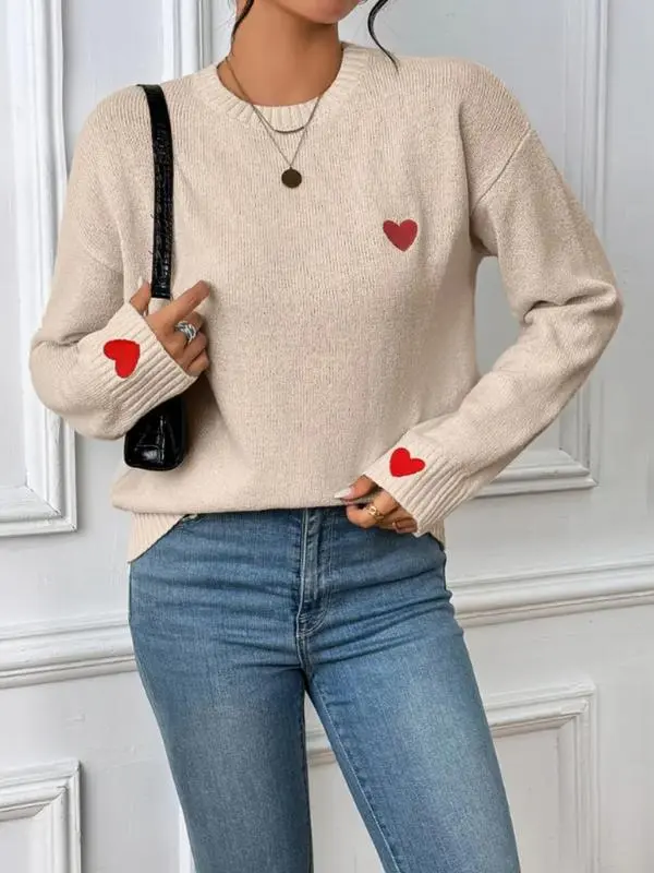 Women's Winter New Fashion Sweater, Embroidered Heart Knitwear