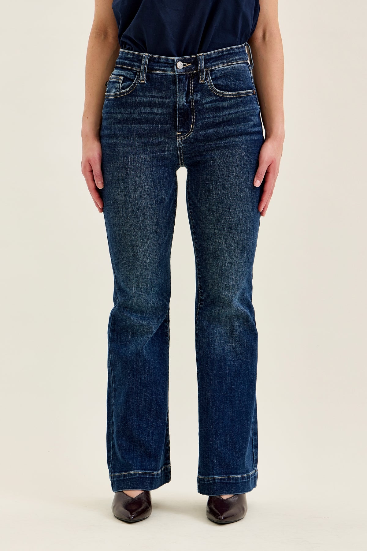 Charlotte Flare Jean (Petite)
