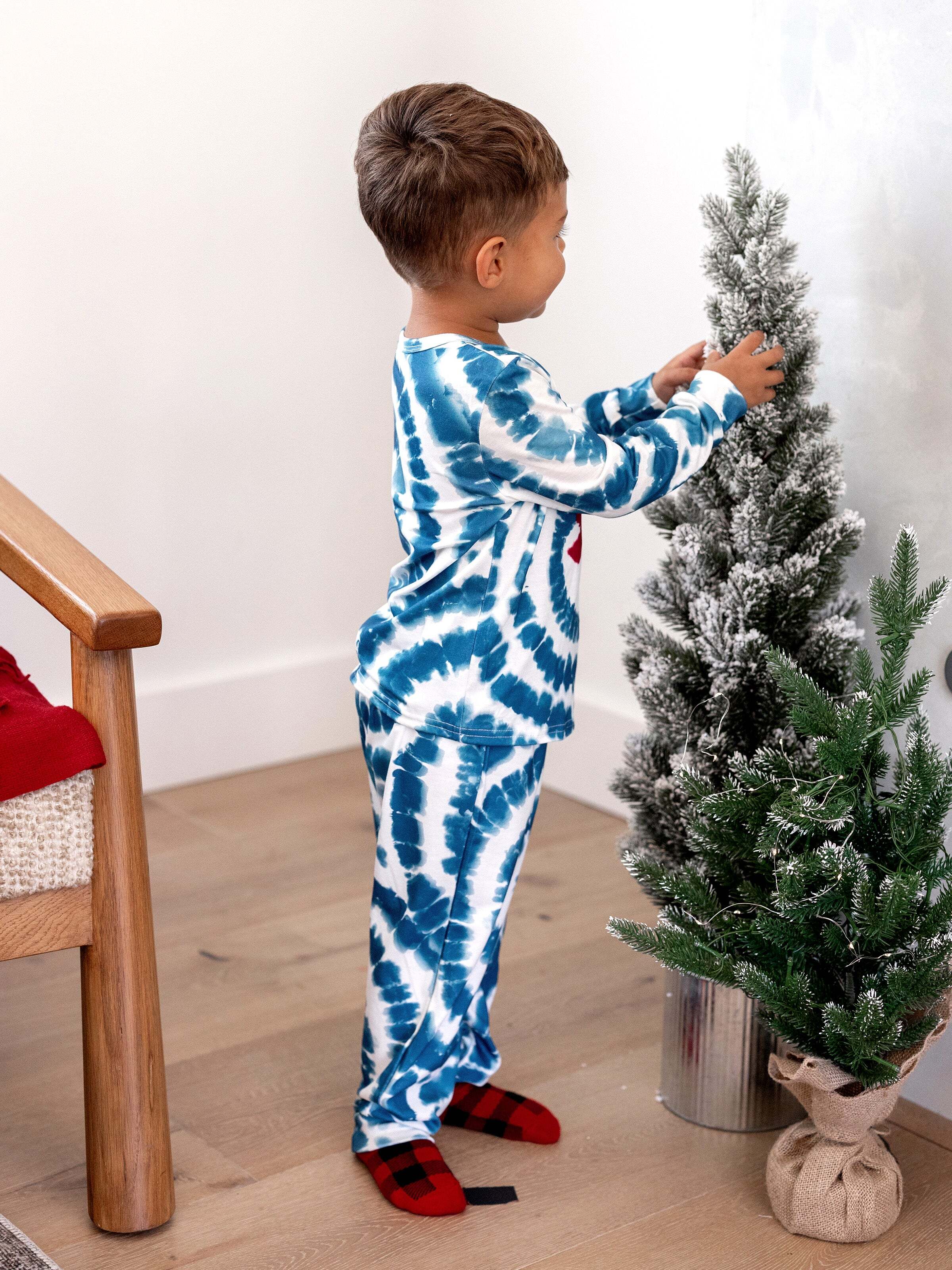 Christmas Matching Family Pajamas Set Tie-dye Snowman Print Blue PJS with Christmas Socks Deep Blue