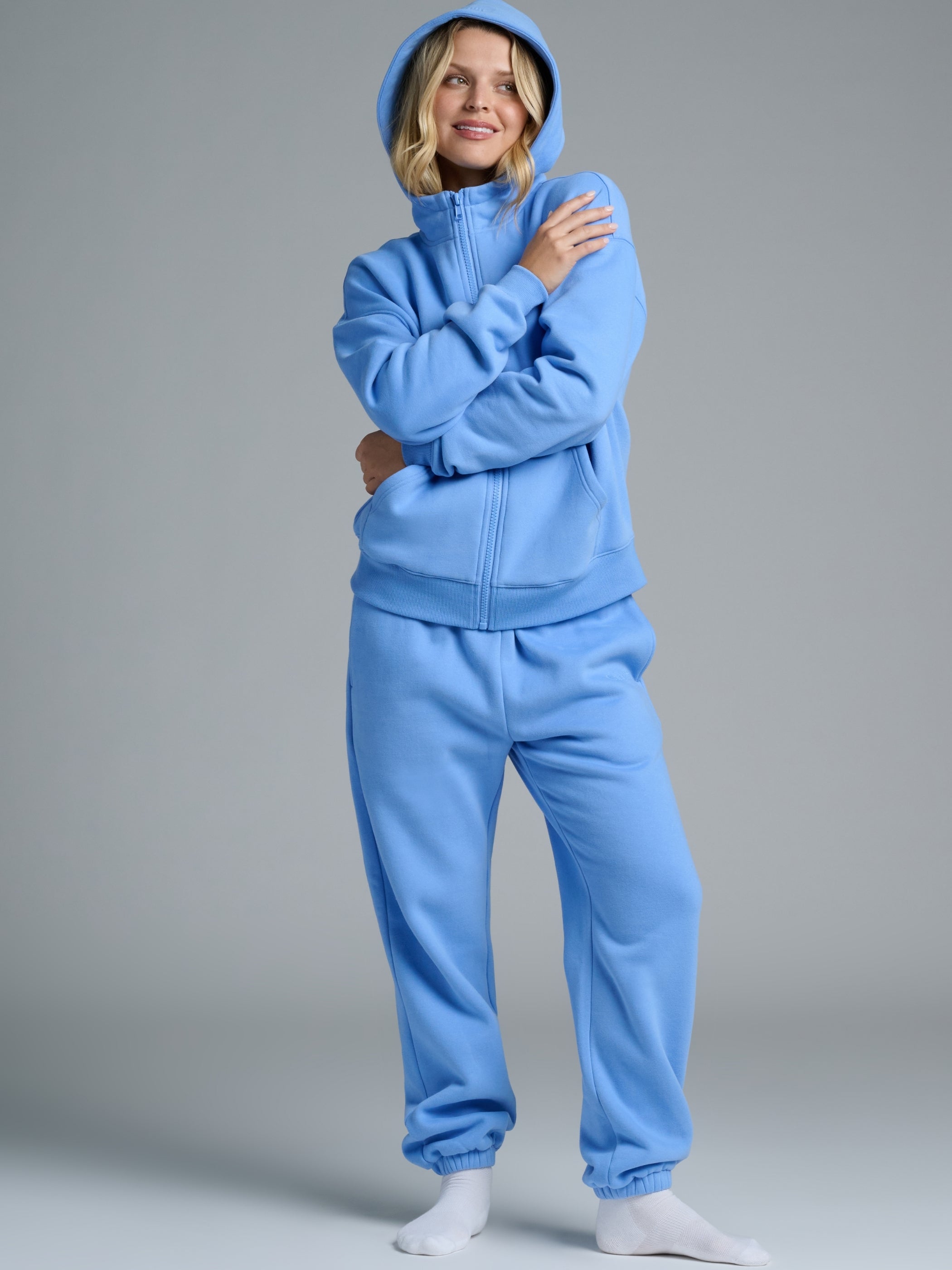 Basic Crop Zip Hoodie