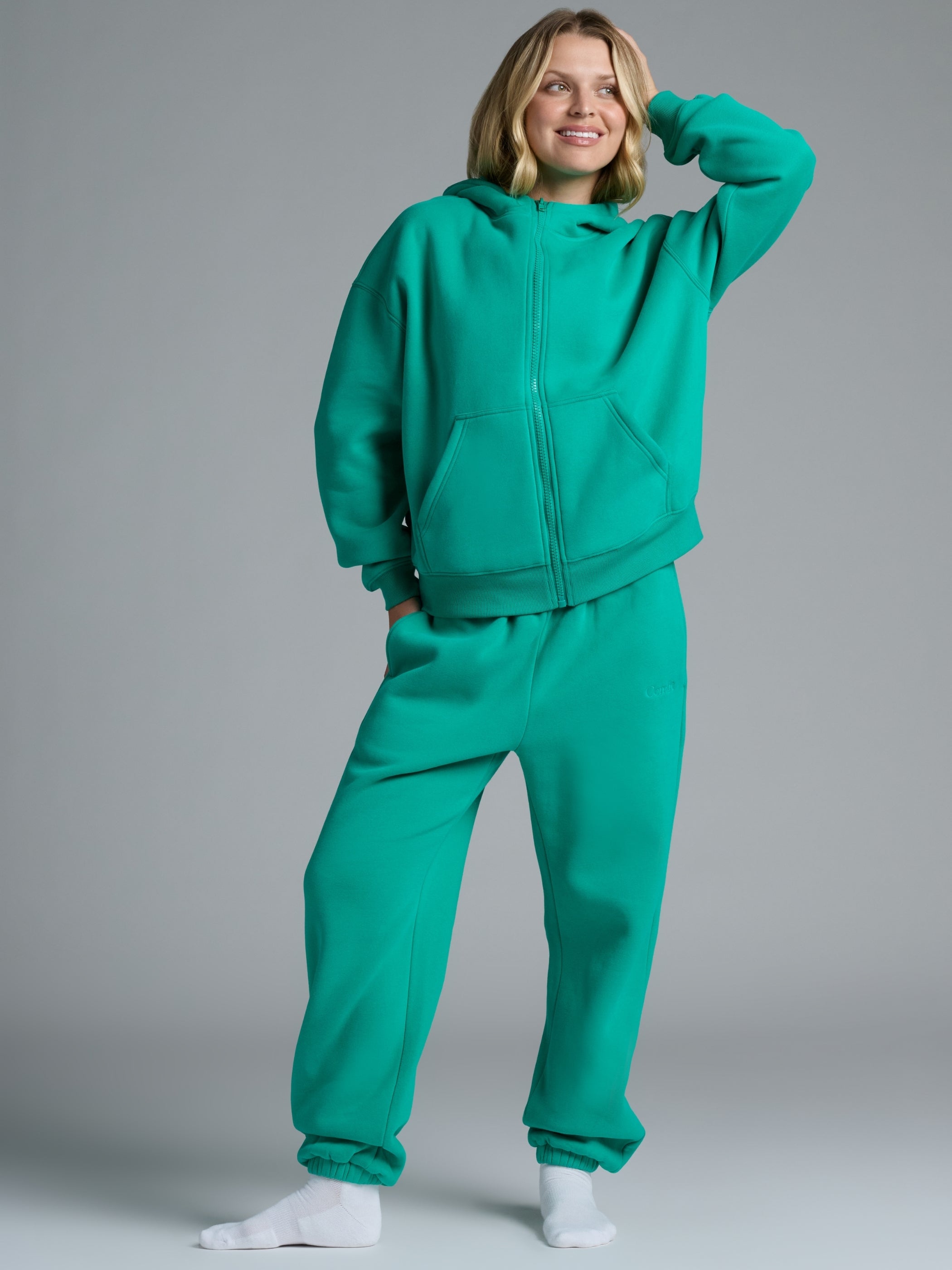 Basic Crop Zip Hoodie