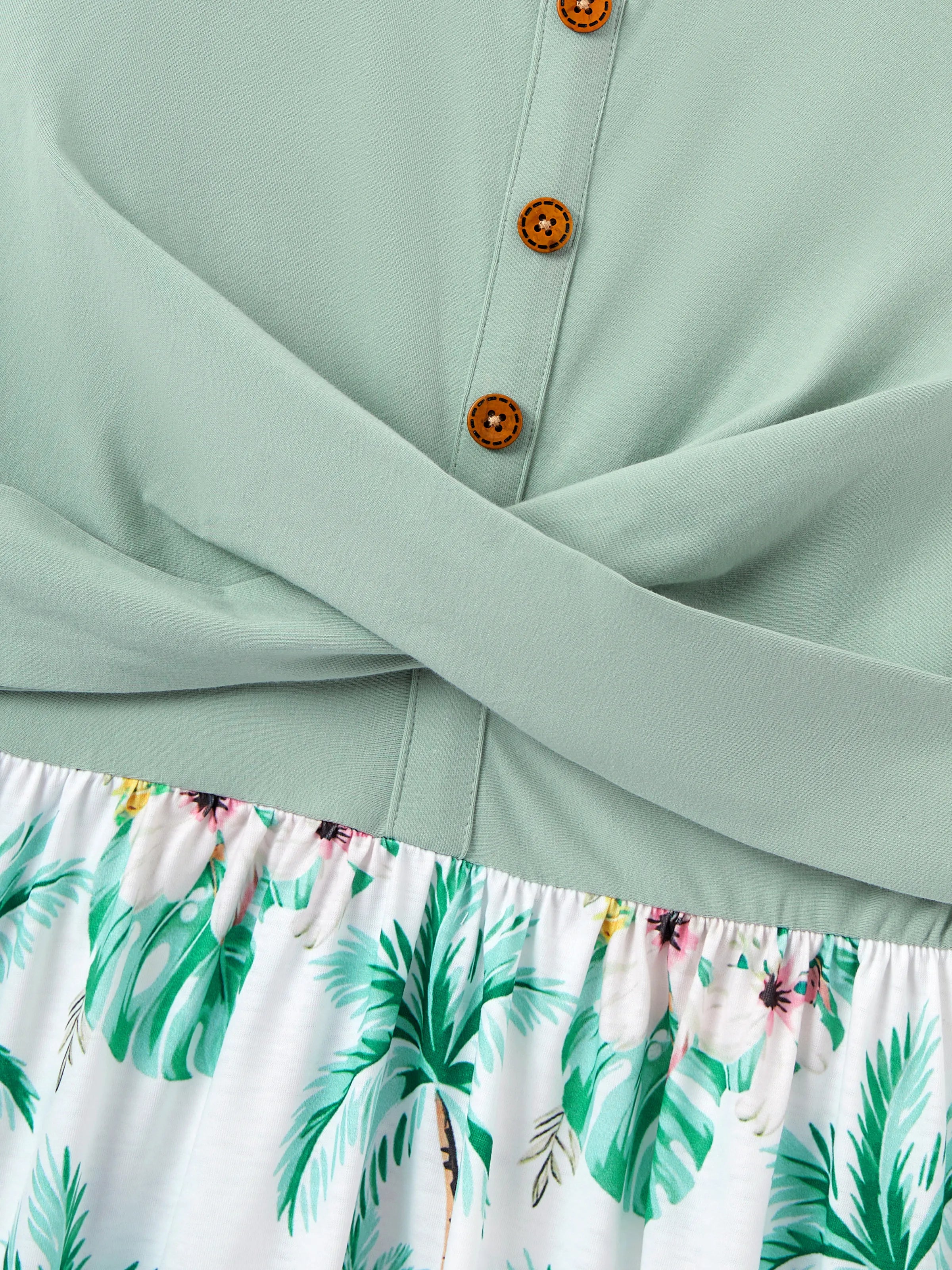 Family Matching Tropical Print Outfits Mommy & Me Tank Dress & Dad/Kids Cotton T-Shirt Set
 Green