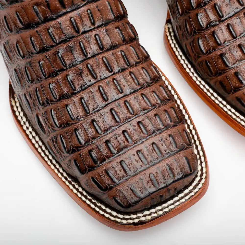 Brown Caimán Hornback Leather Boots -Square Toe