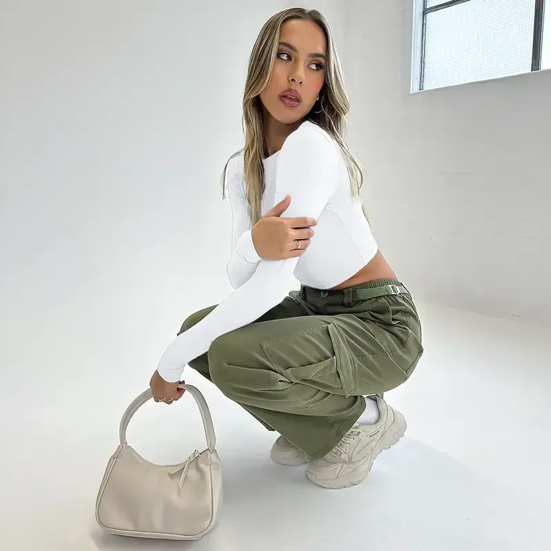 Women's long-sleeved shirt, basic crop top