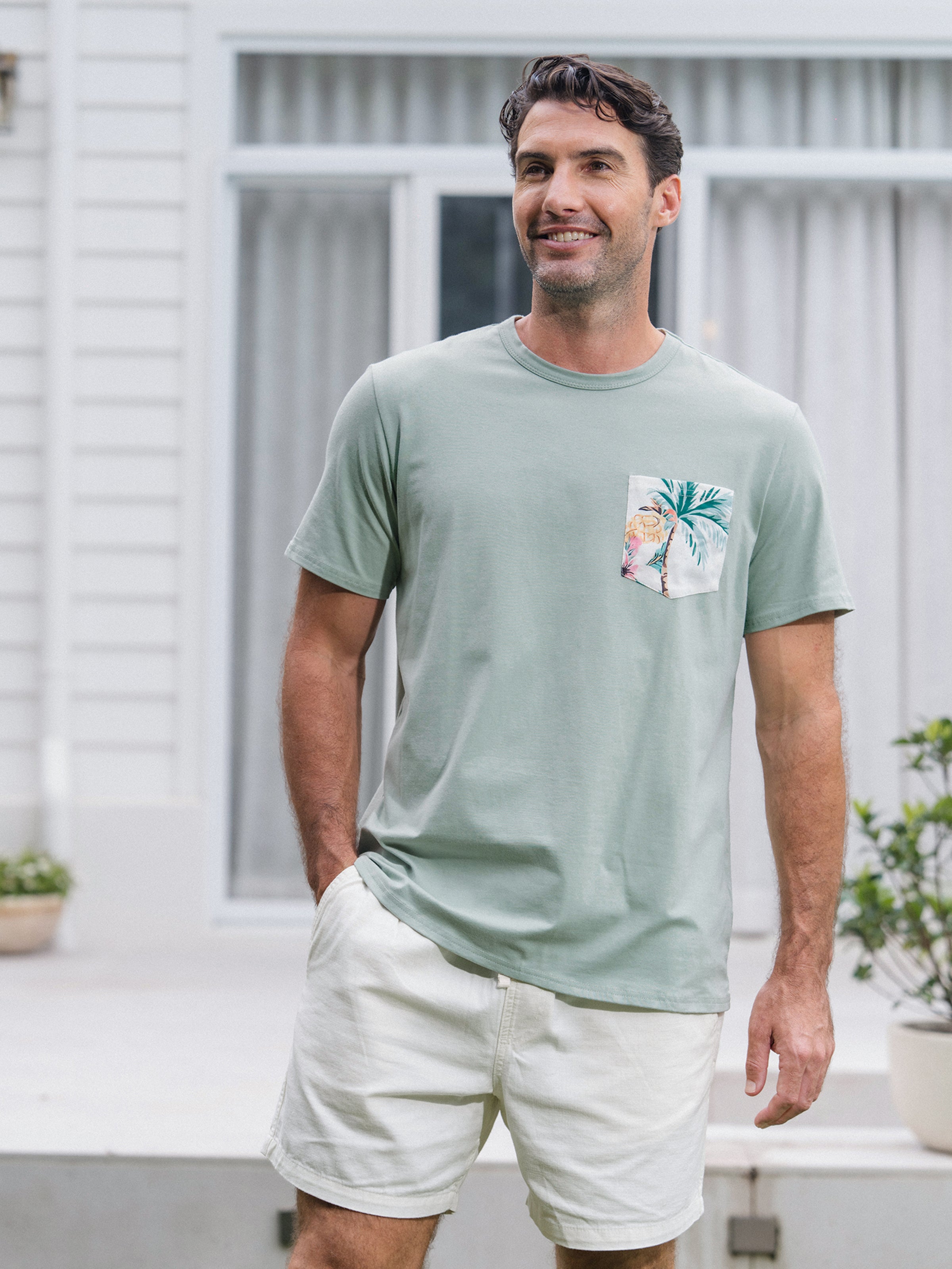 Family Matching Tropical Print Outfits Mommy & Me Tank Dress & Dad/Kids Cotton T-Shirt Set
 Green