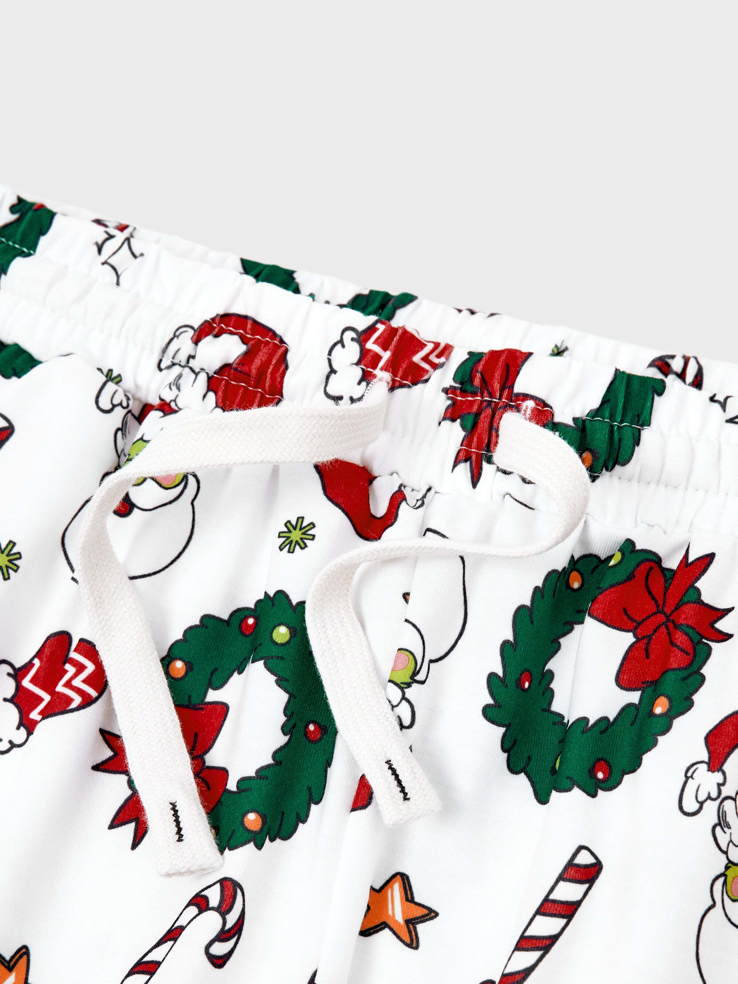 Christmas Matching Family Pajamas Set Christmas Grinch-themed Print PJS with Christmas Socks Red