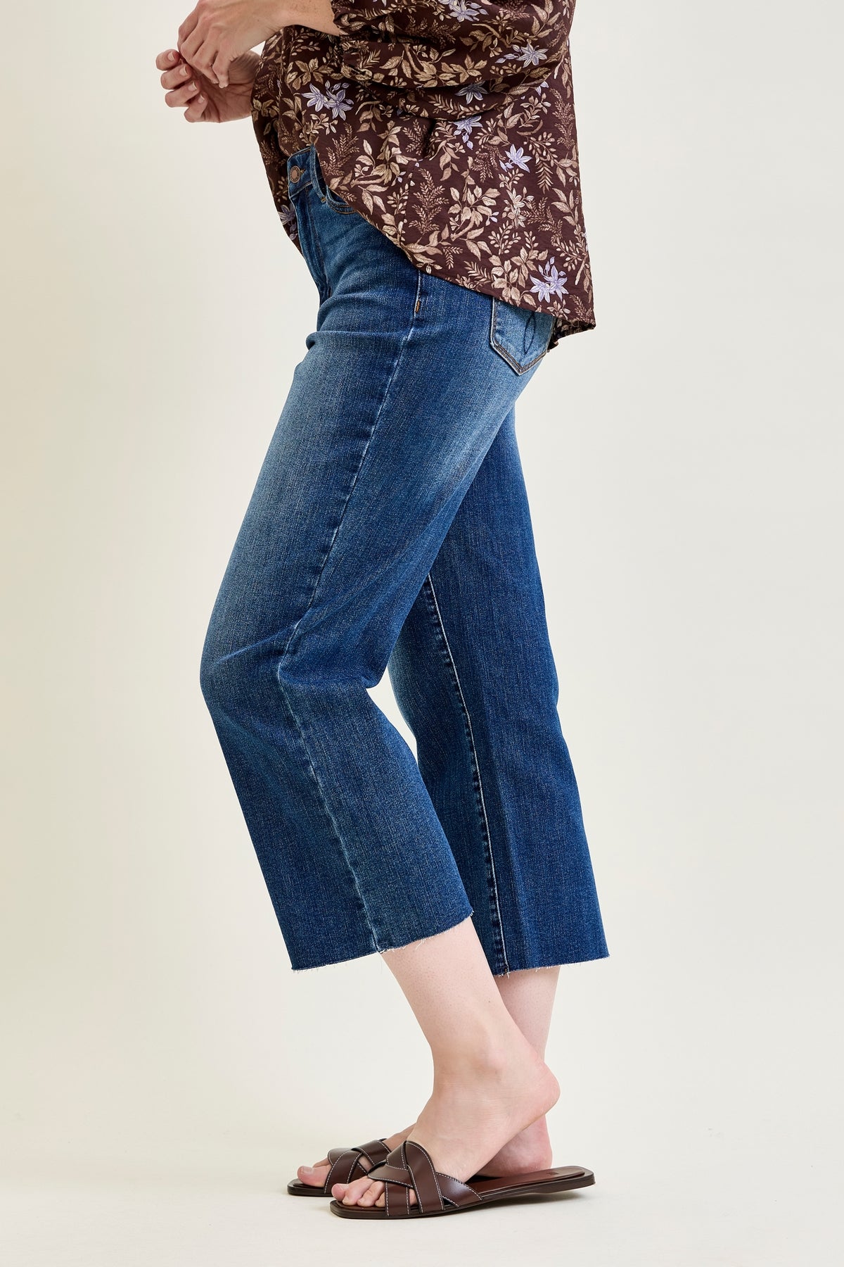 Dolly High Rise Back Pocket Classic Cropped Wide Leg Jeans