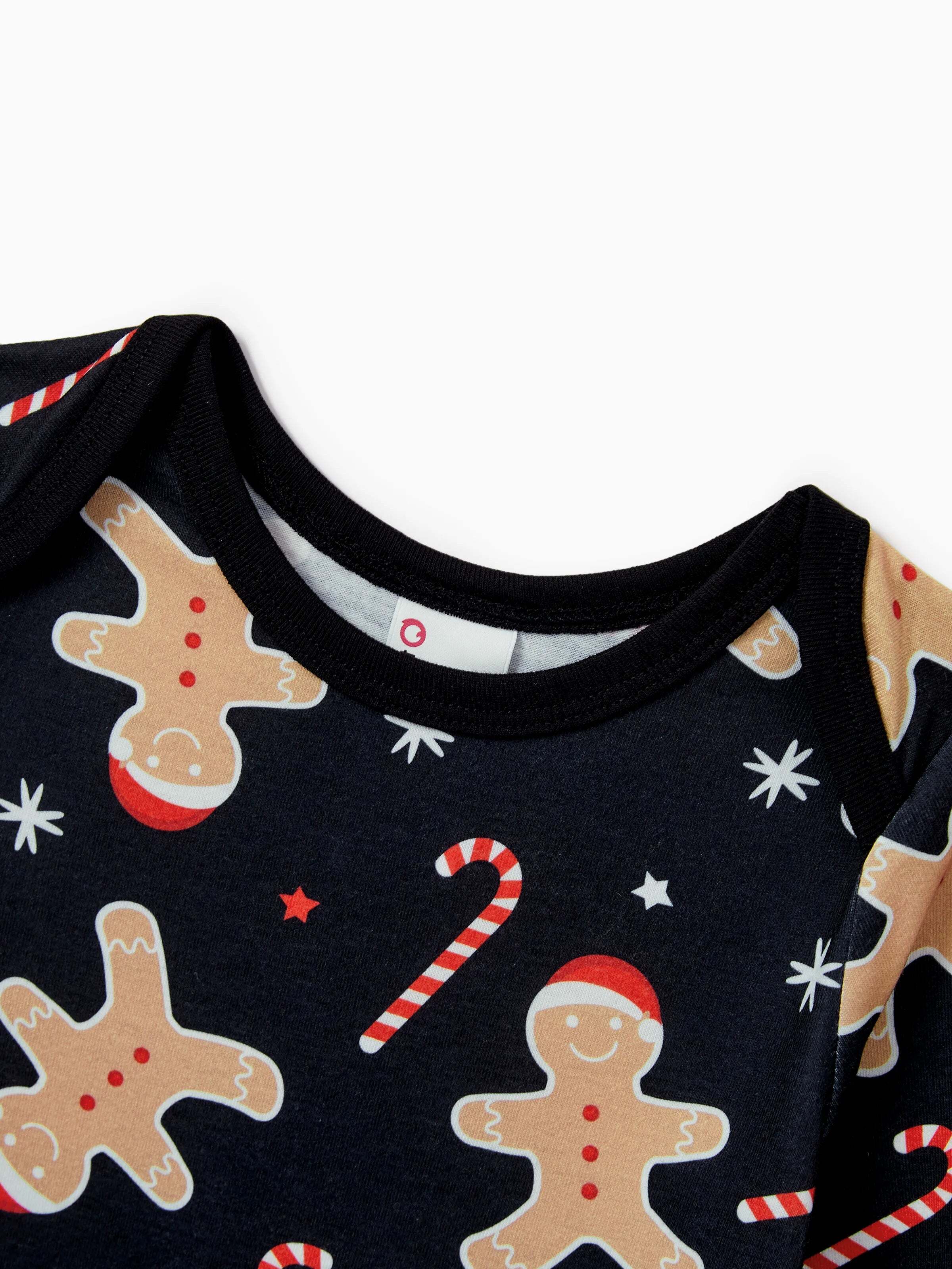 Christmas Matching Family Pajamas Set Gingerbread Print Black PJS with Christmas Socks Black