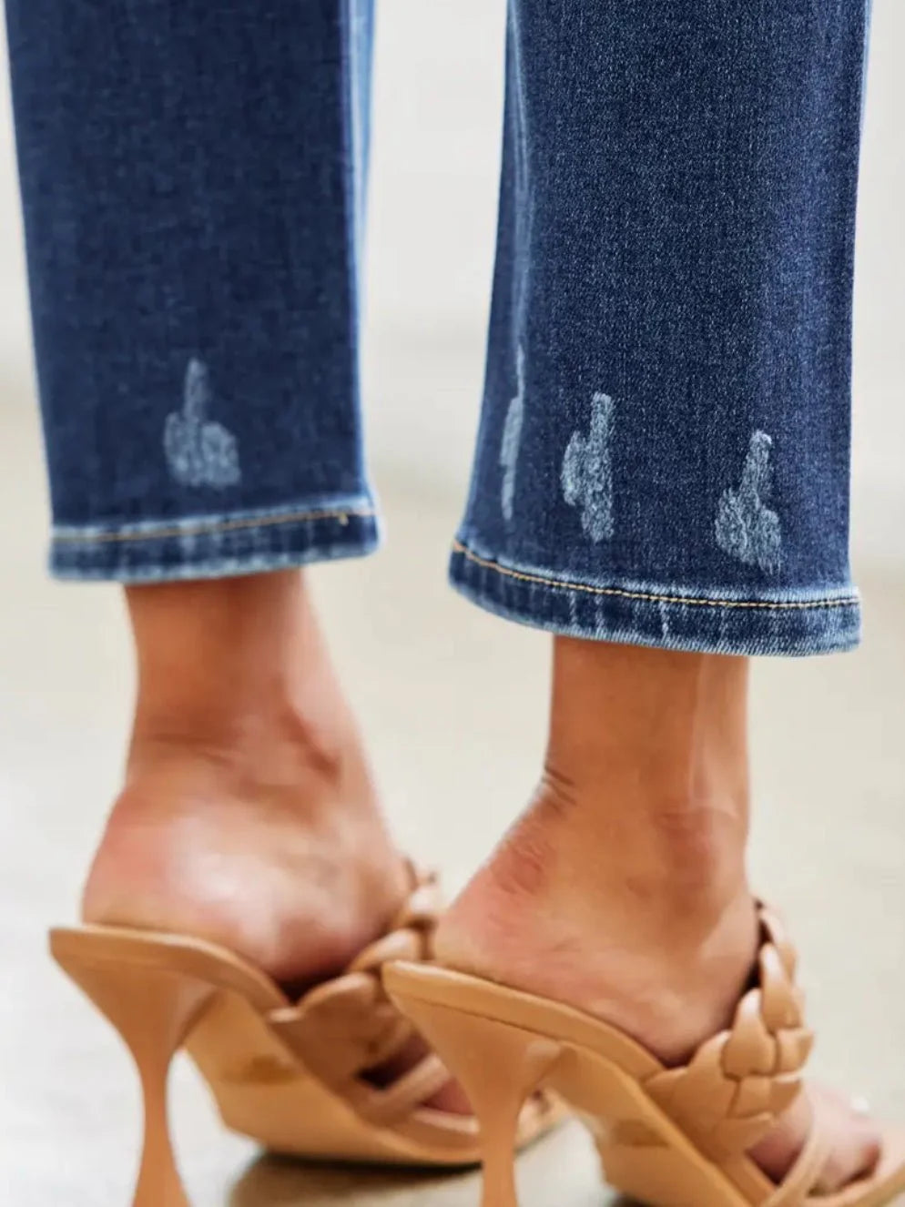 Alanis Straight Leg Kancan Jeans