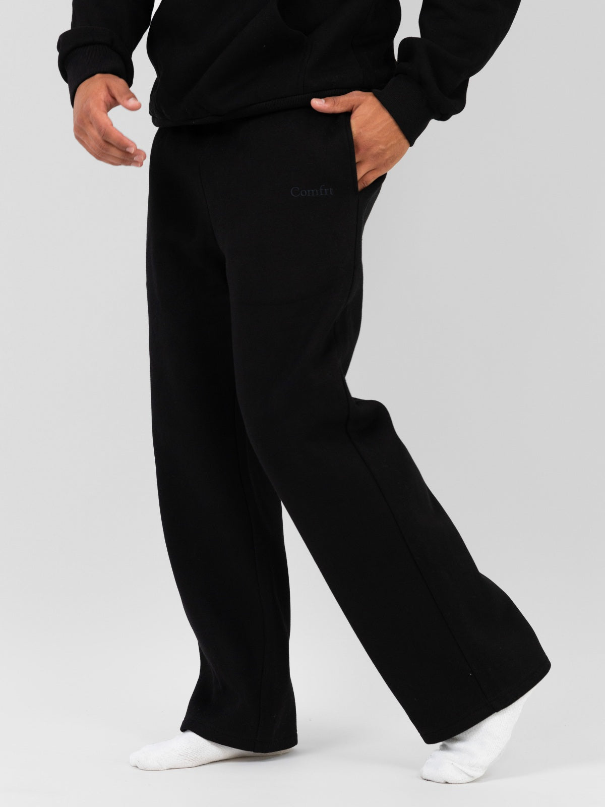Signature Straight Leg Sweatpants