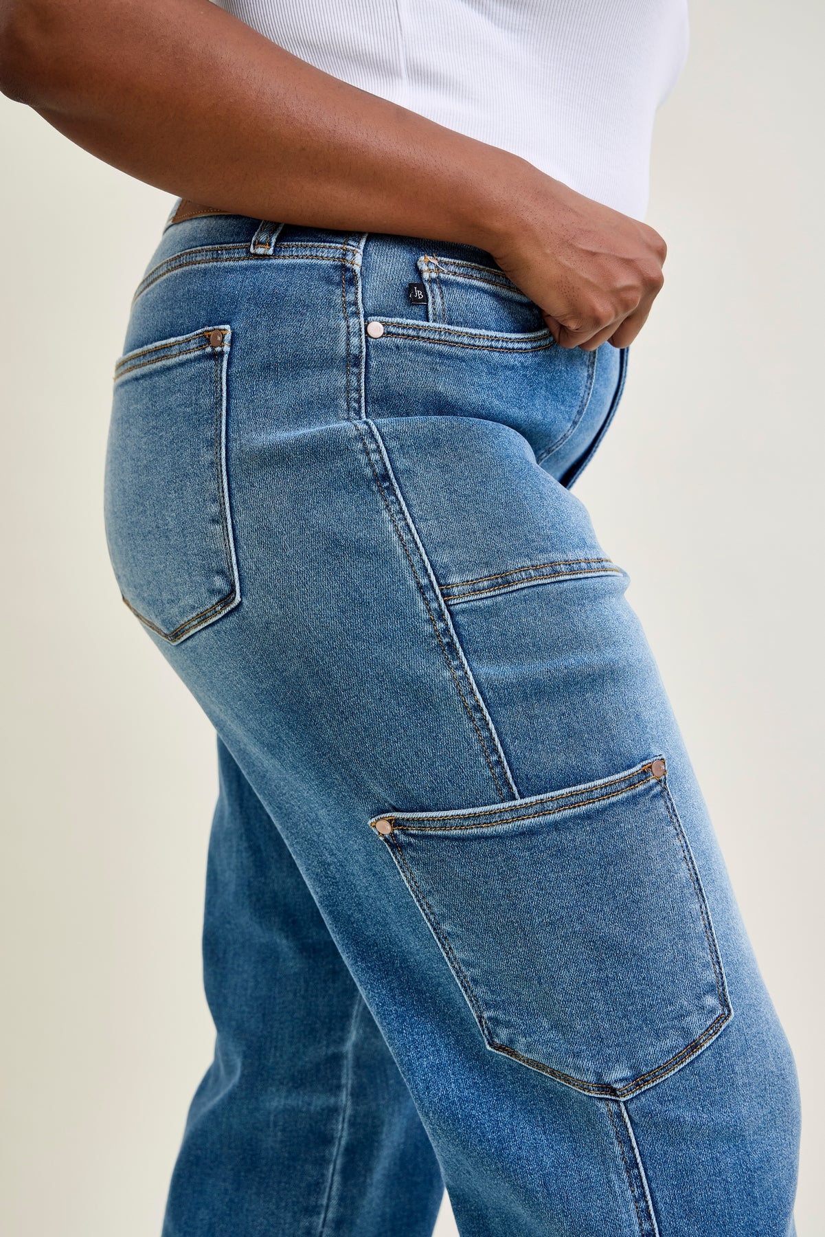 Clara High Rise 90 Straight Vibes - PLUS