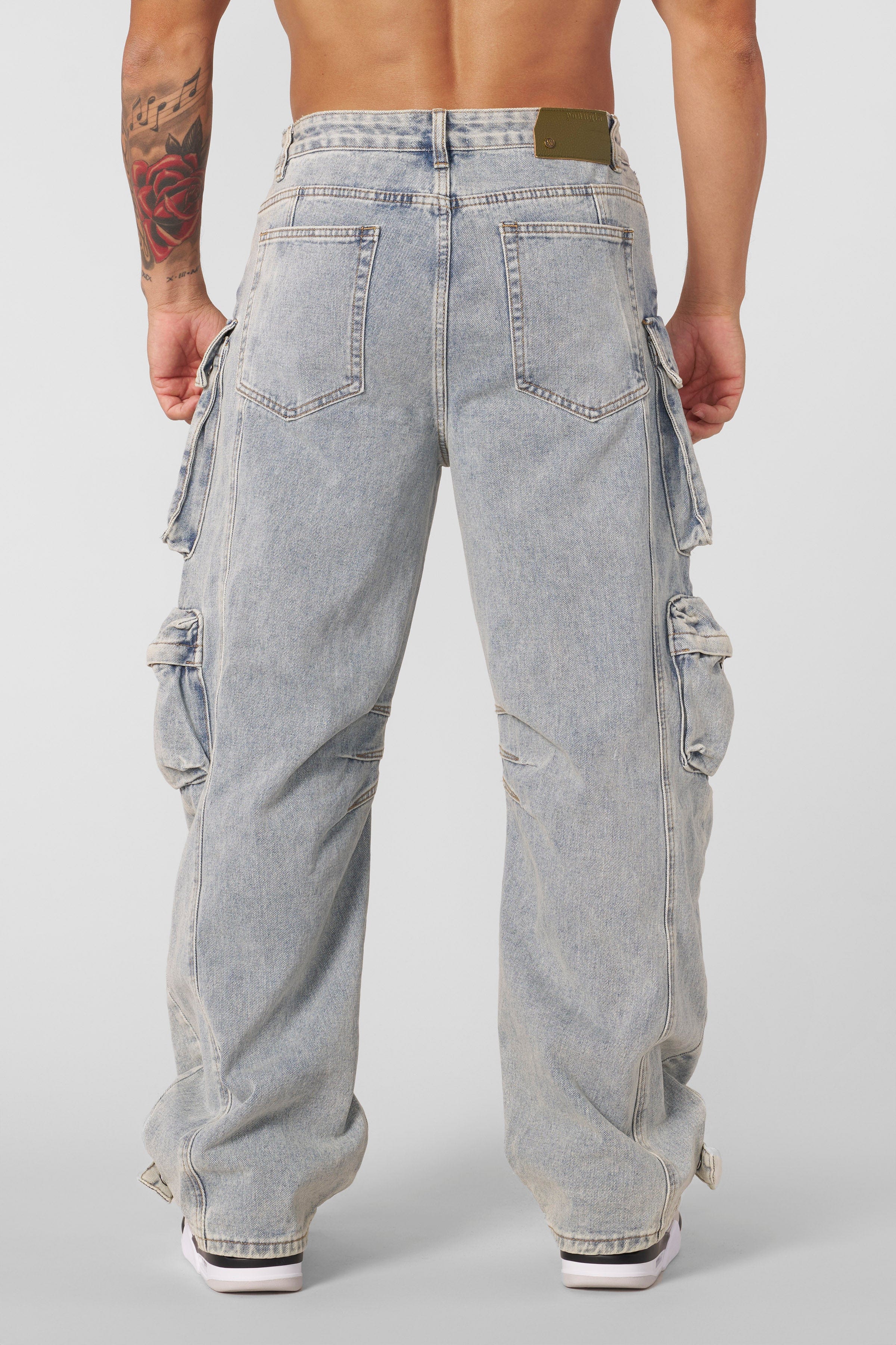 6002 - Hella Pocket Jeans