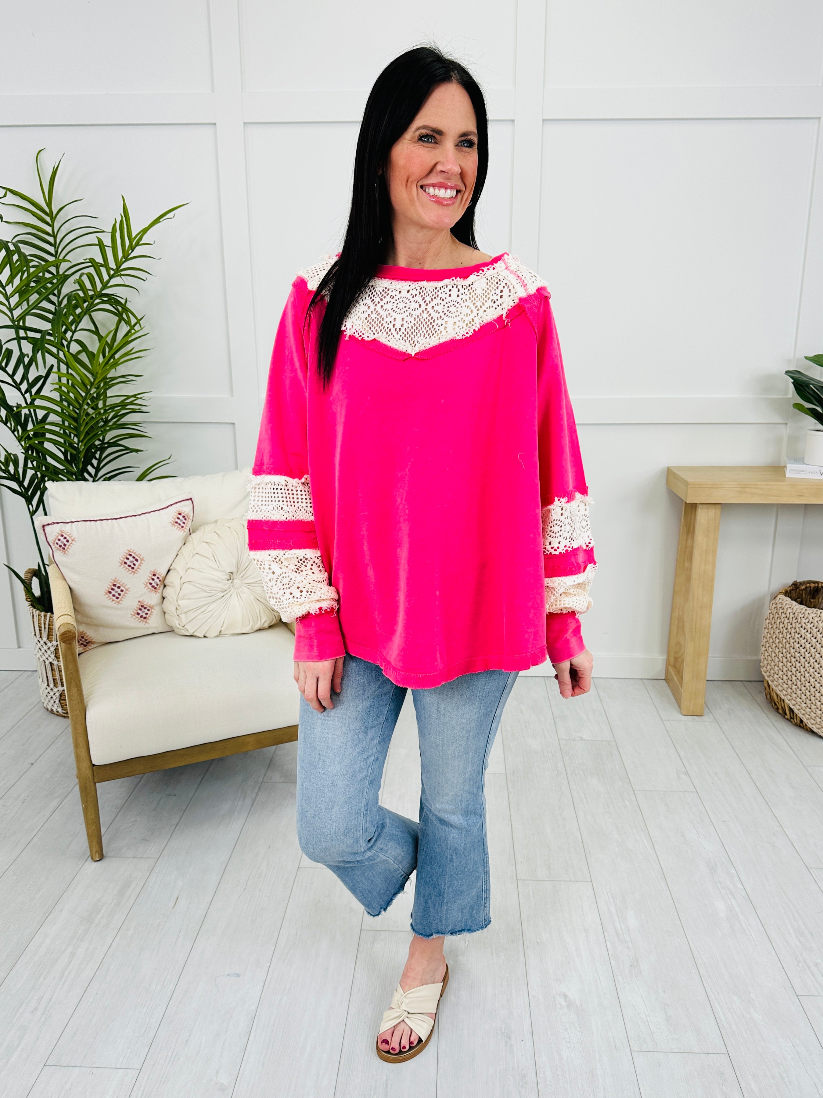 Lace In The Clouds Top In Fuchsia