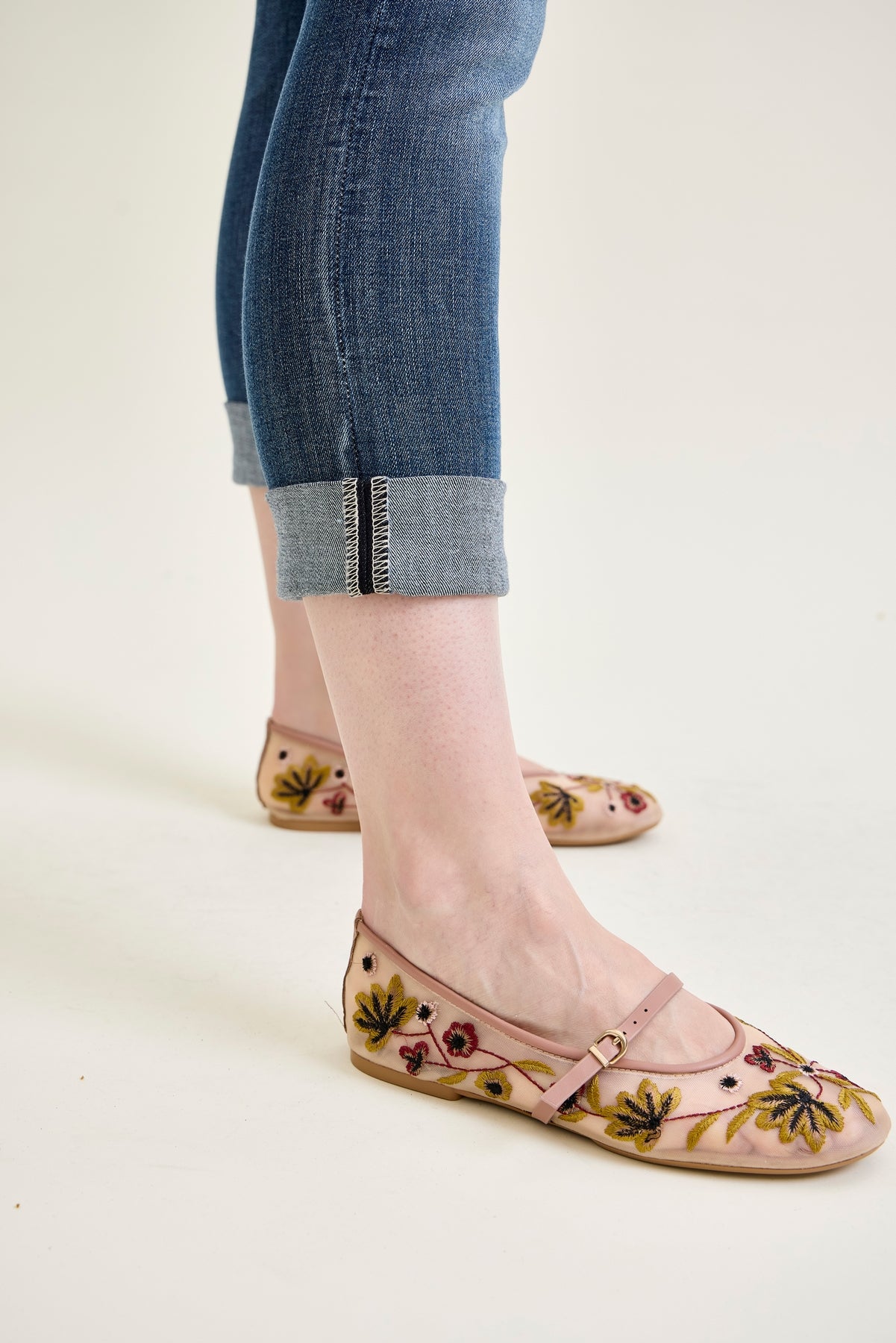 Maddy Mid Rise Dark Wash Cuffed Capri Jeans