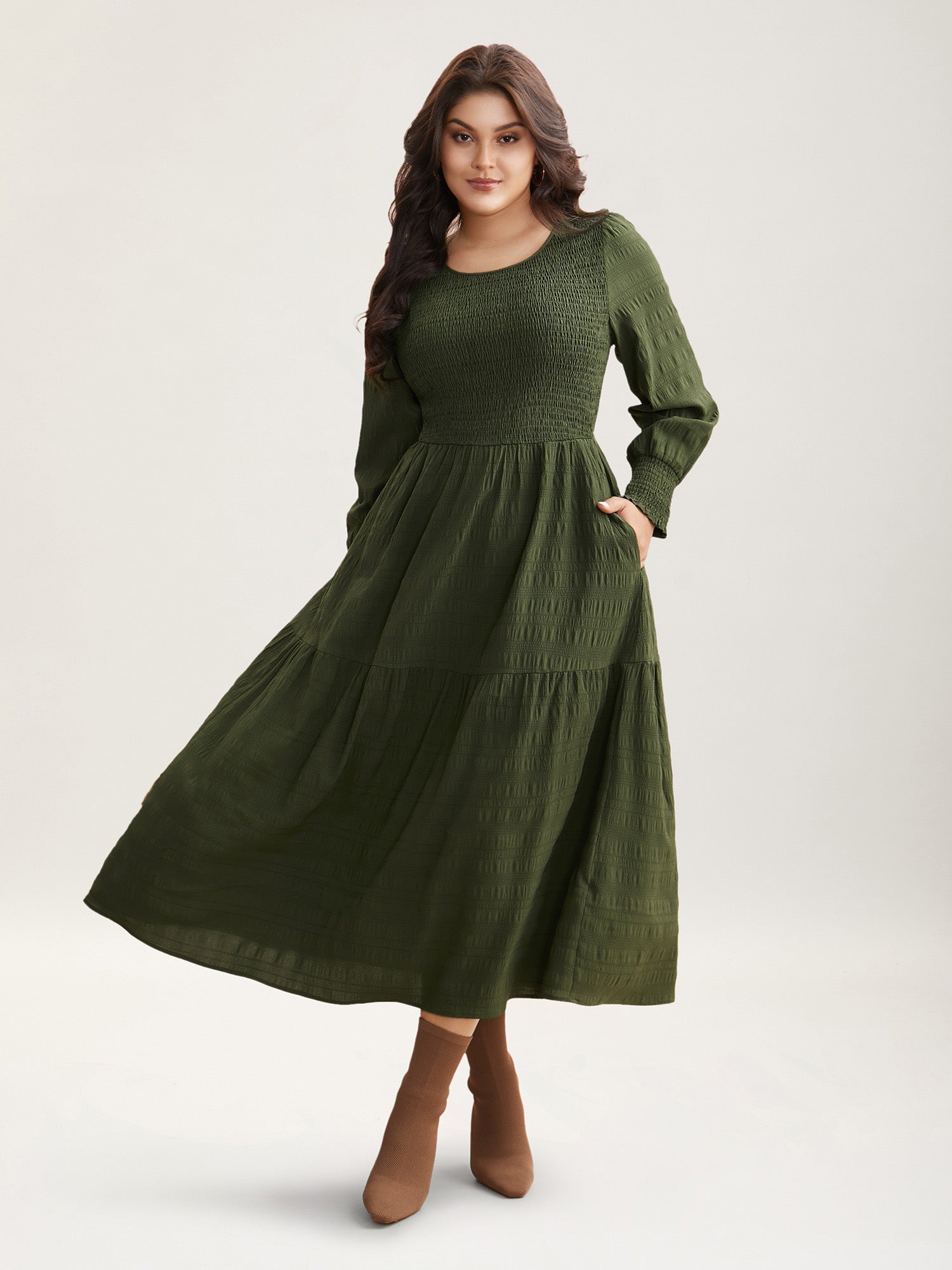 Plain Textured Shirred Midi Dress