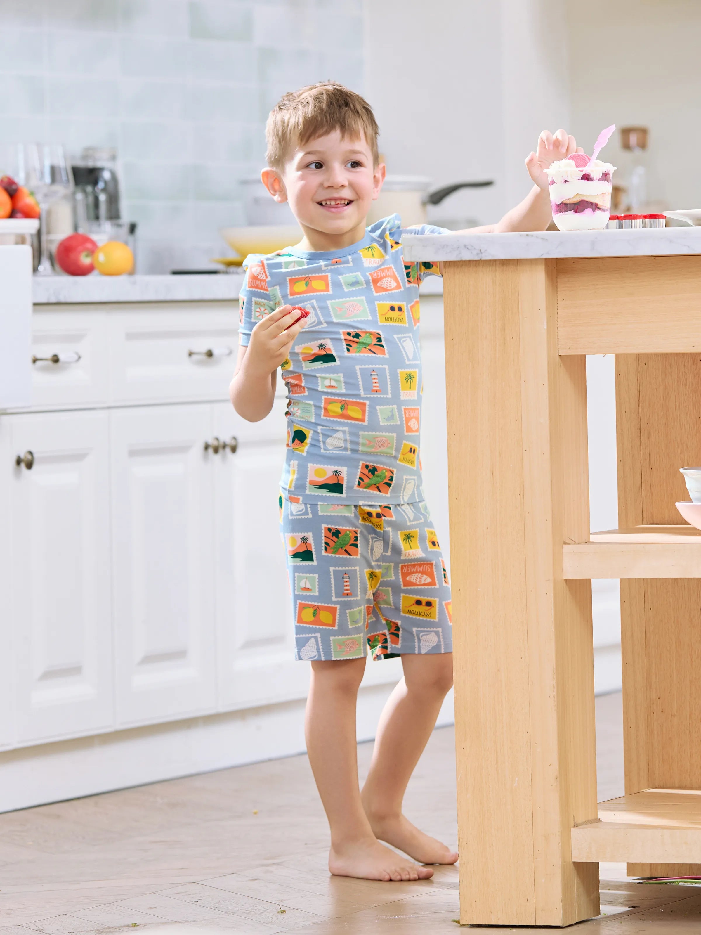Bamboo Family Pajamas Vacation Theme Print Short-sleeve Matching Pajama set (Snug-Fitting for Children) Color block