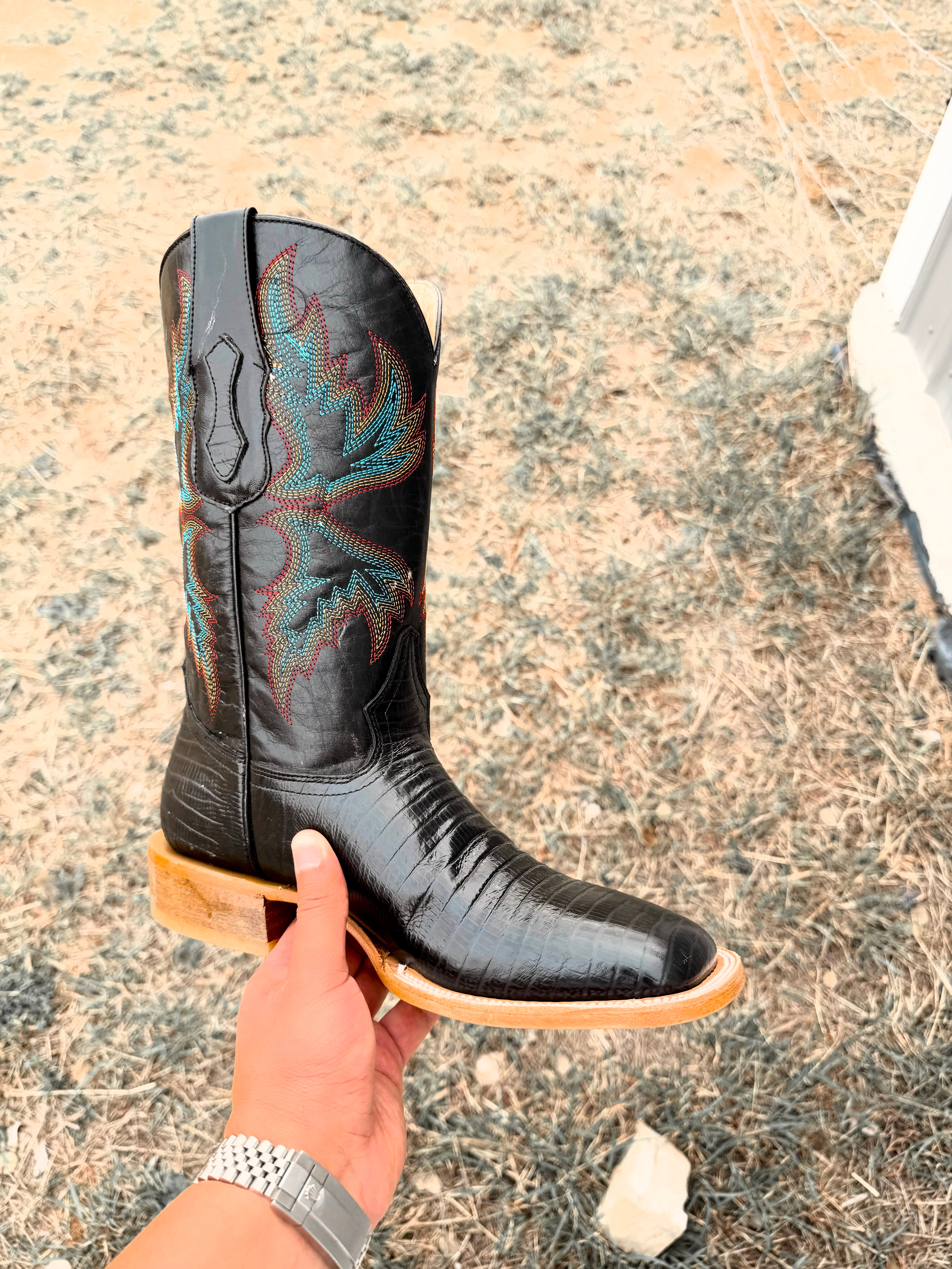 BLOWOUT SALE BOOT #23🚨