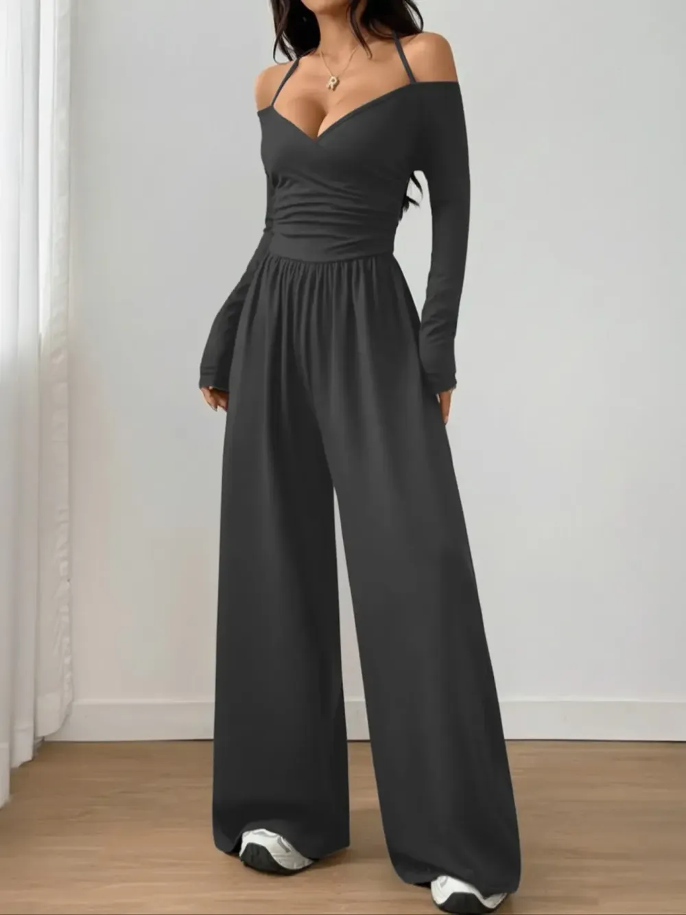 Women's Casual Solid Color Ruched Wide Leg Jumpsuit with Halter-Neck, Stylish and Comfortable Jumpsuit for Daily Wear