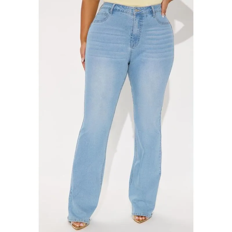 Tall Mesa Booty Lifting Stretch Bootcut Jeans - Light Wash