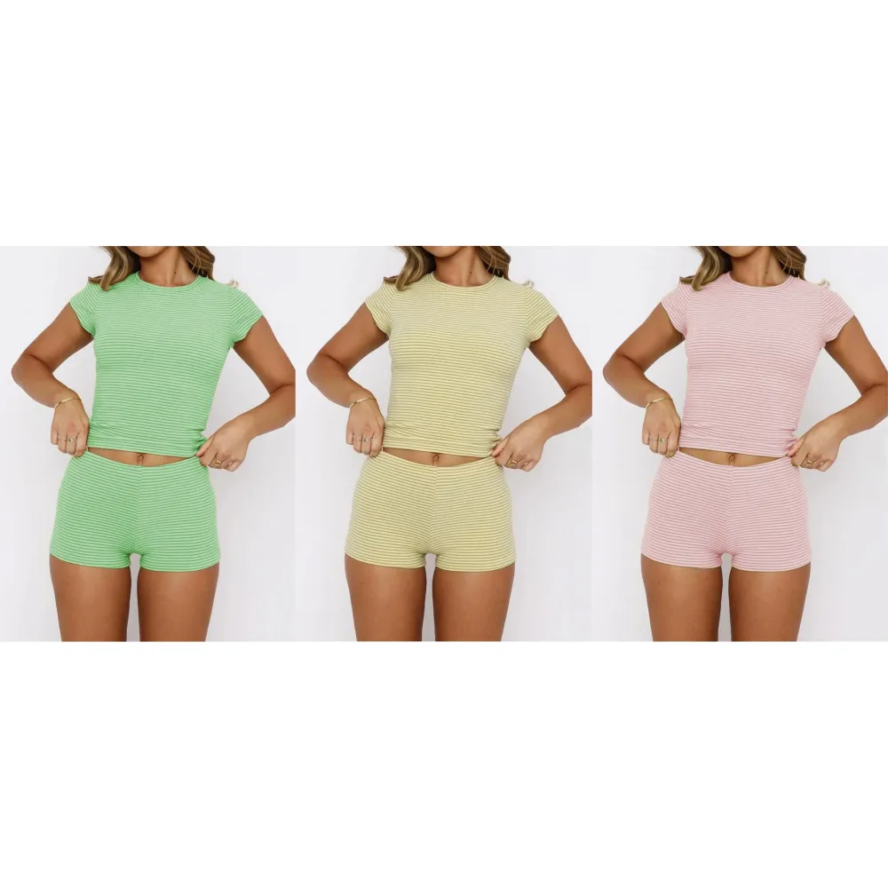 Two-piece Set Women's Striped Print Shortsleeve Crop Tee & Shorts