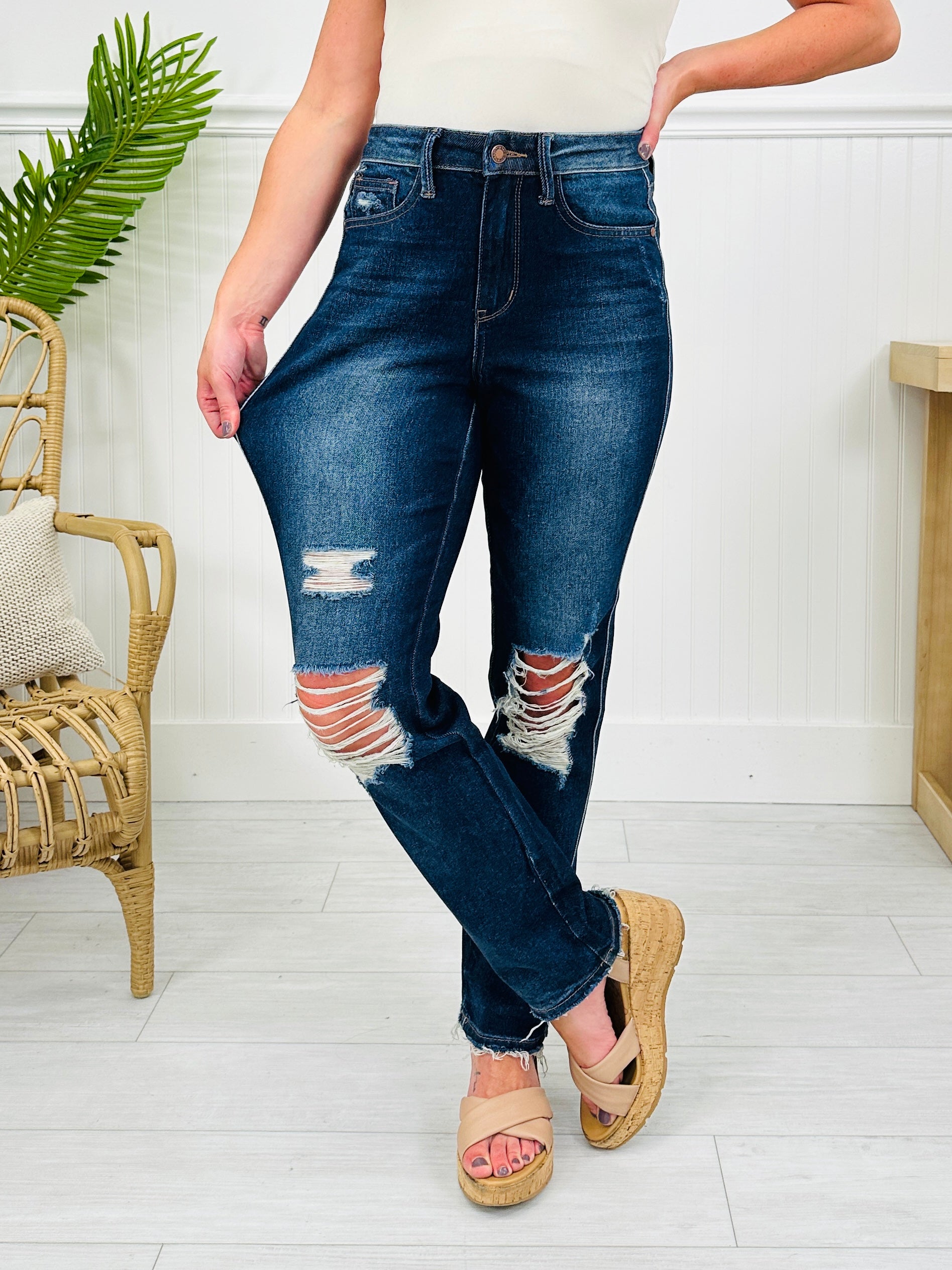 Judy Blue On Top Of The Trend Straight Jeans