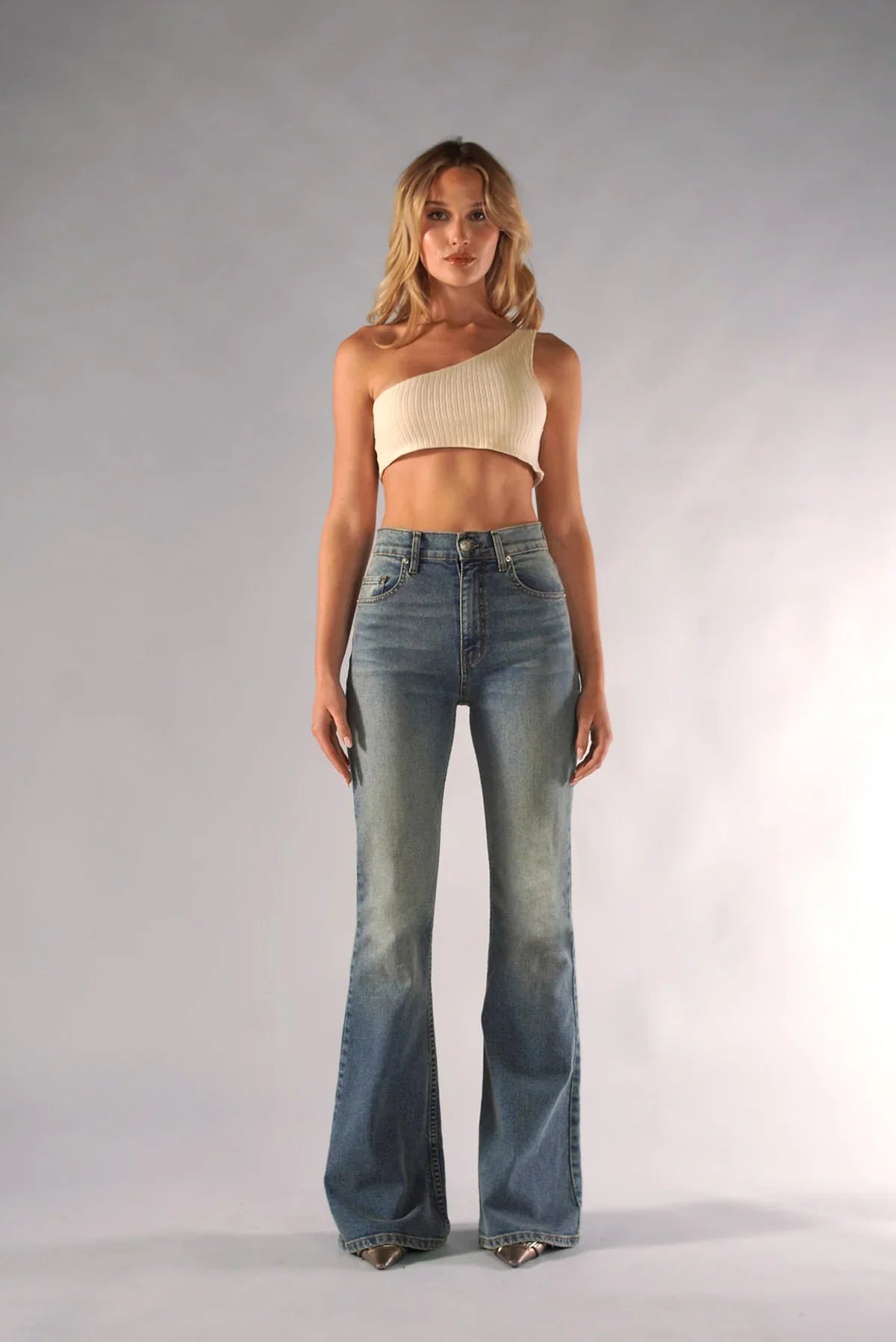 Classic Vogue Flare Jeans