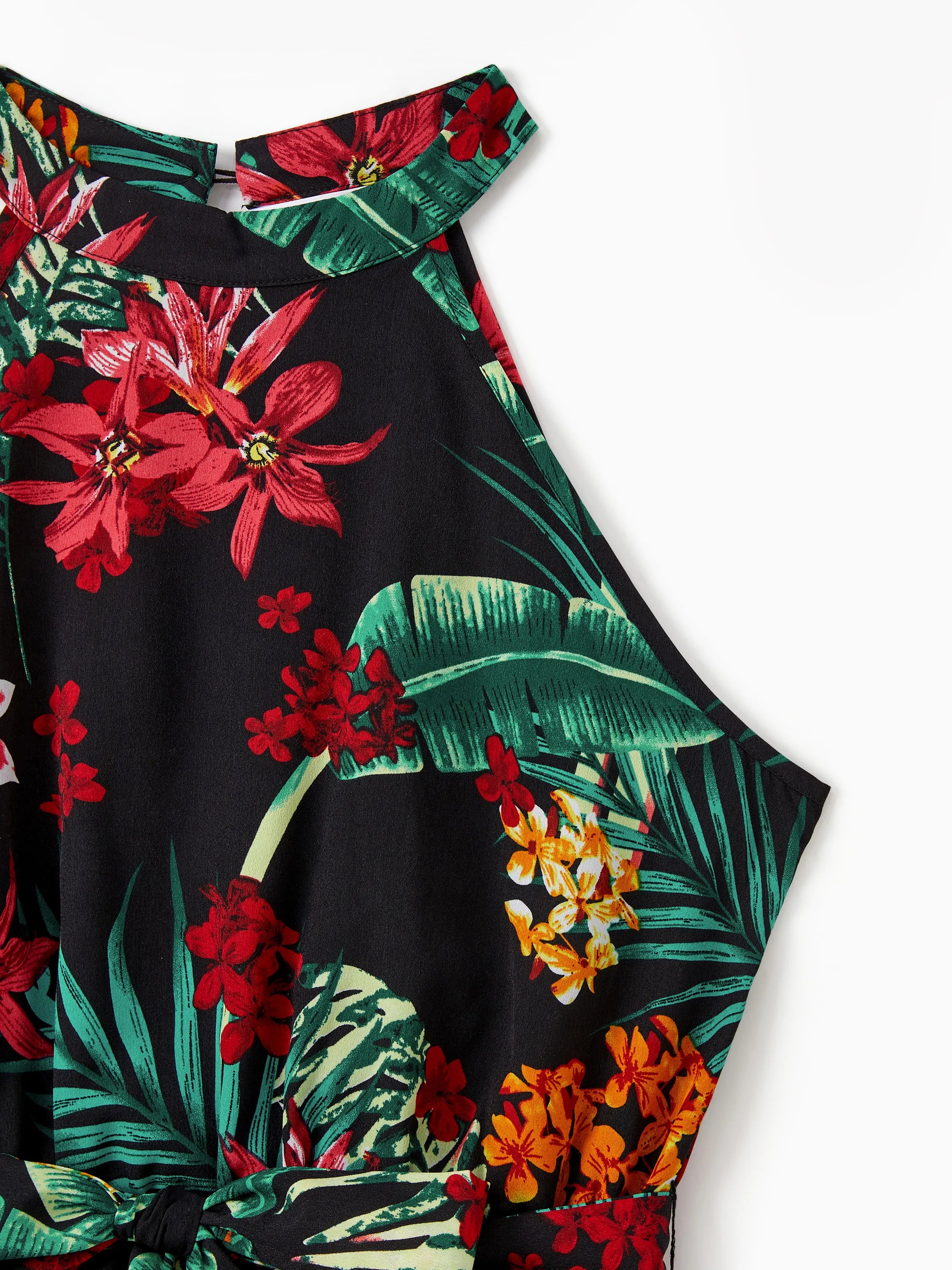 Family Matching Allover Plant Floral Print Halterneck Dresses and Short-sleeve Shirts Sets Black