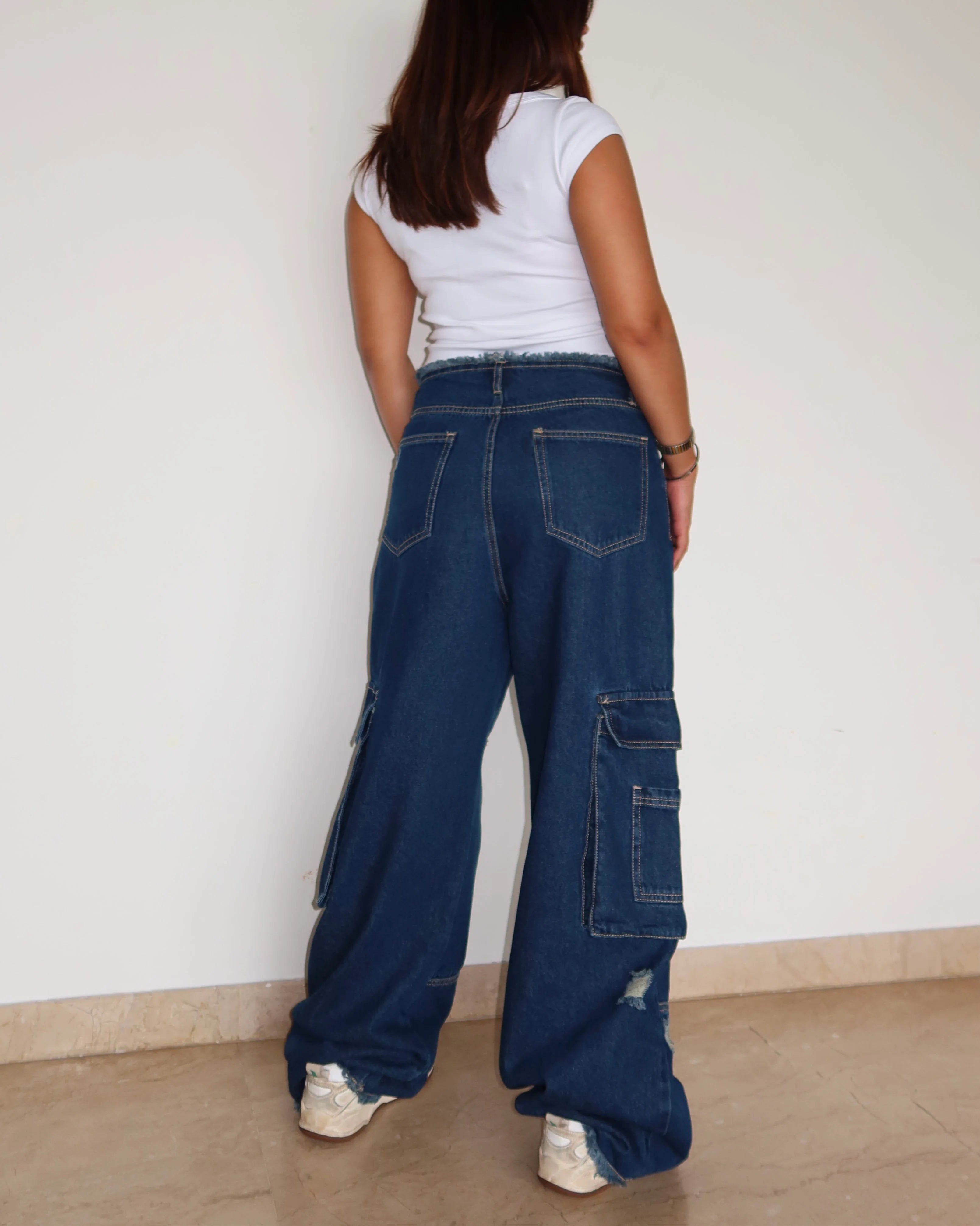 Deep Blue Distress Cargos