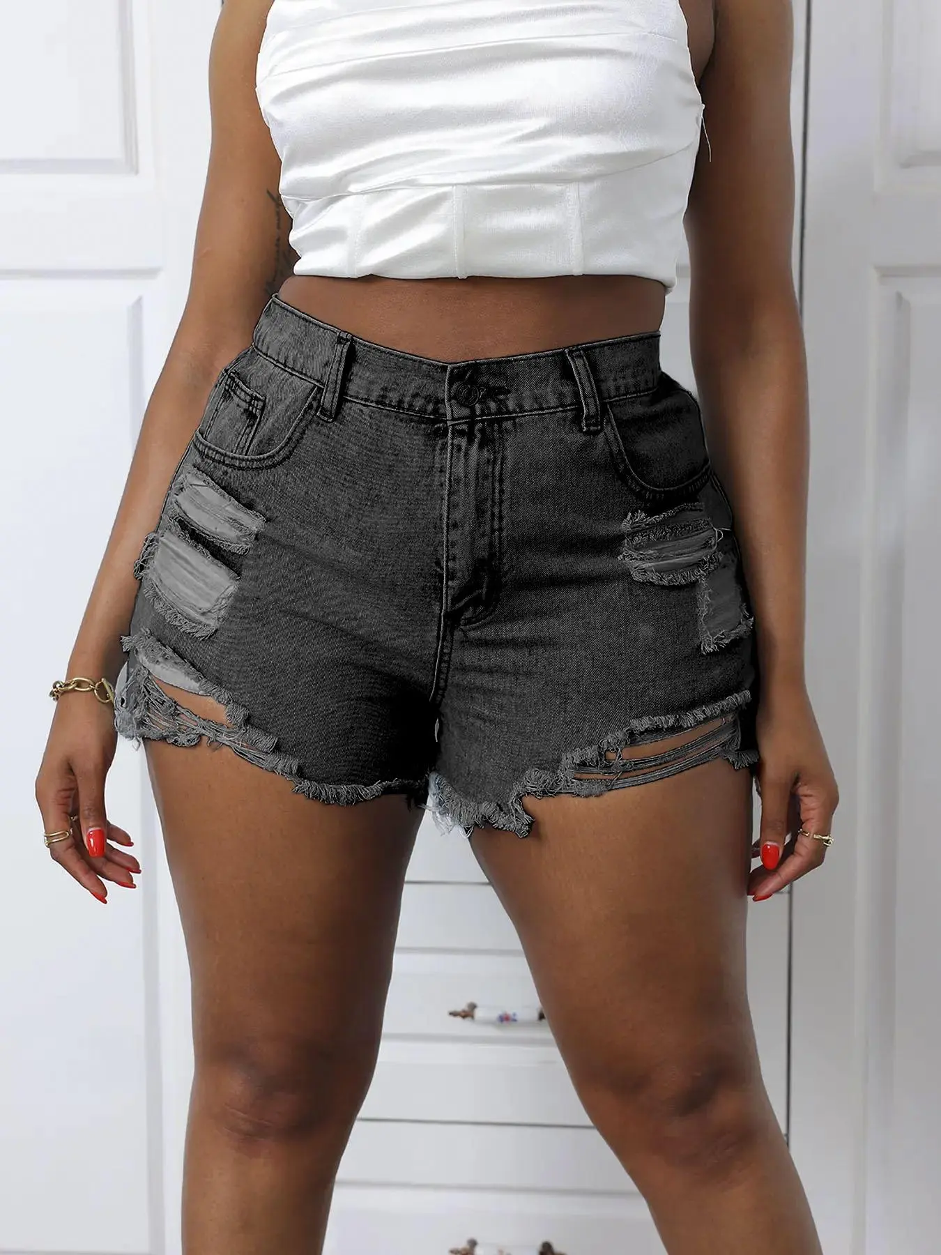 Plus Size Ripped High Waist Denim Shorts, Fashion Casual Pocket Shorts for Daily Outdoor Wear, Women Jeans Shorts for Summer