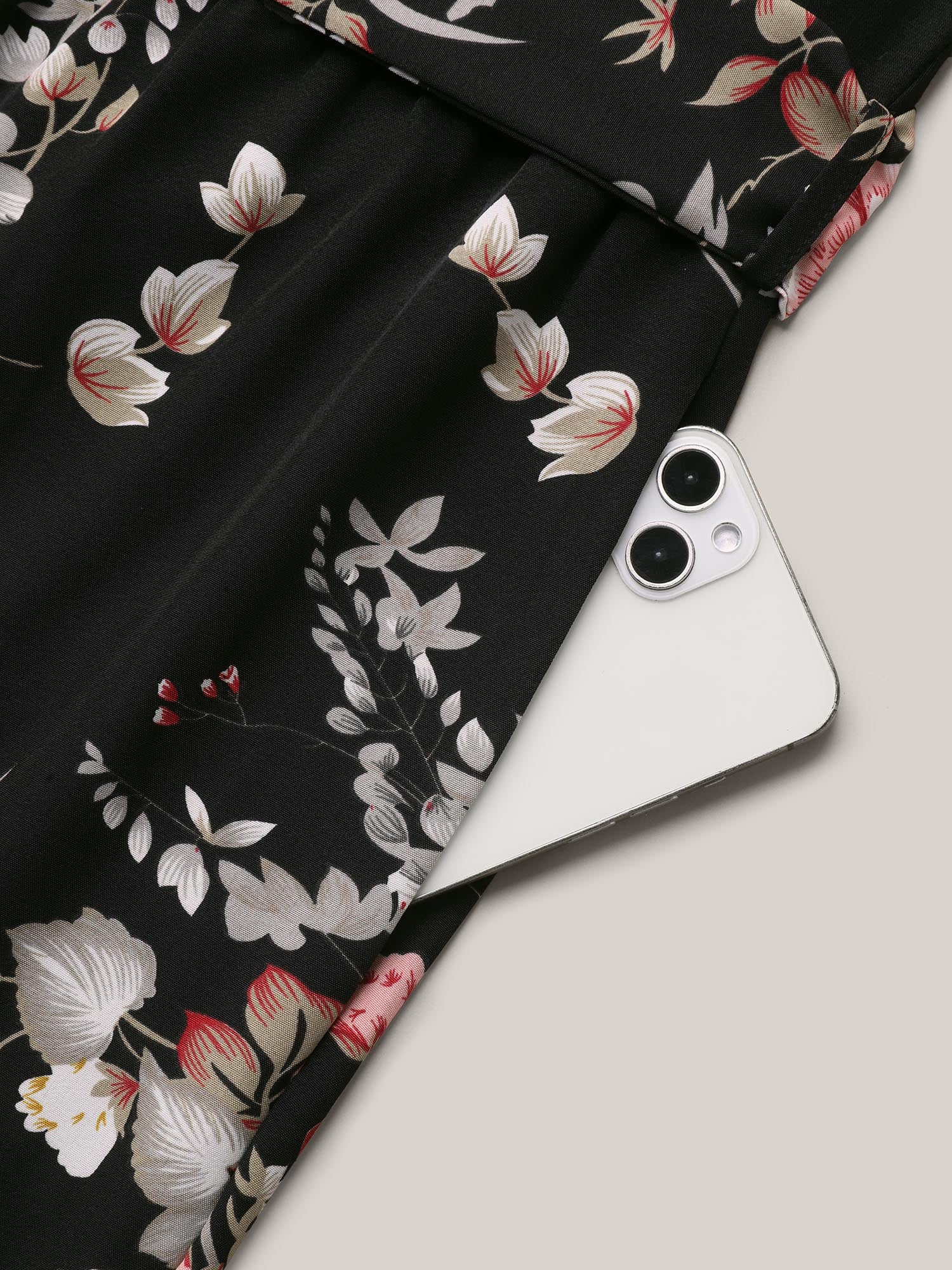 Color Contrast Belted Panel Pockets Jumpsuit