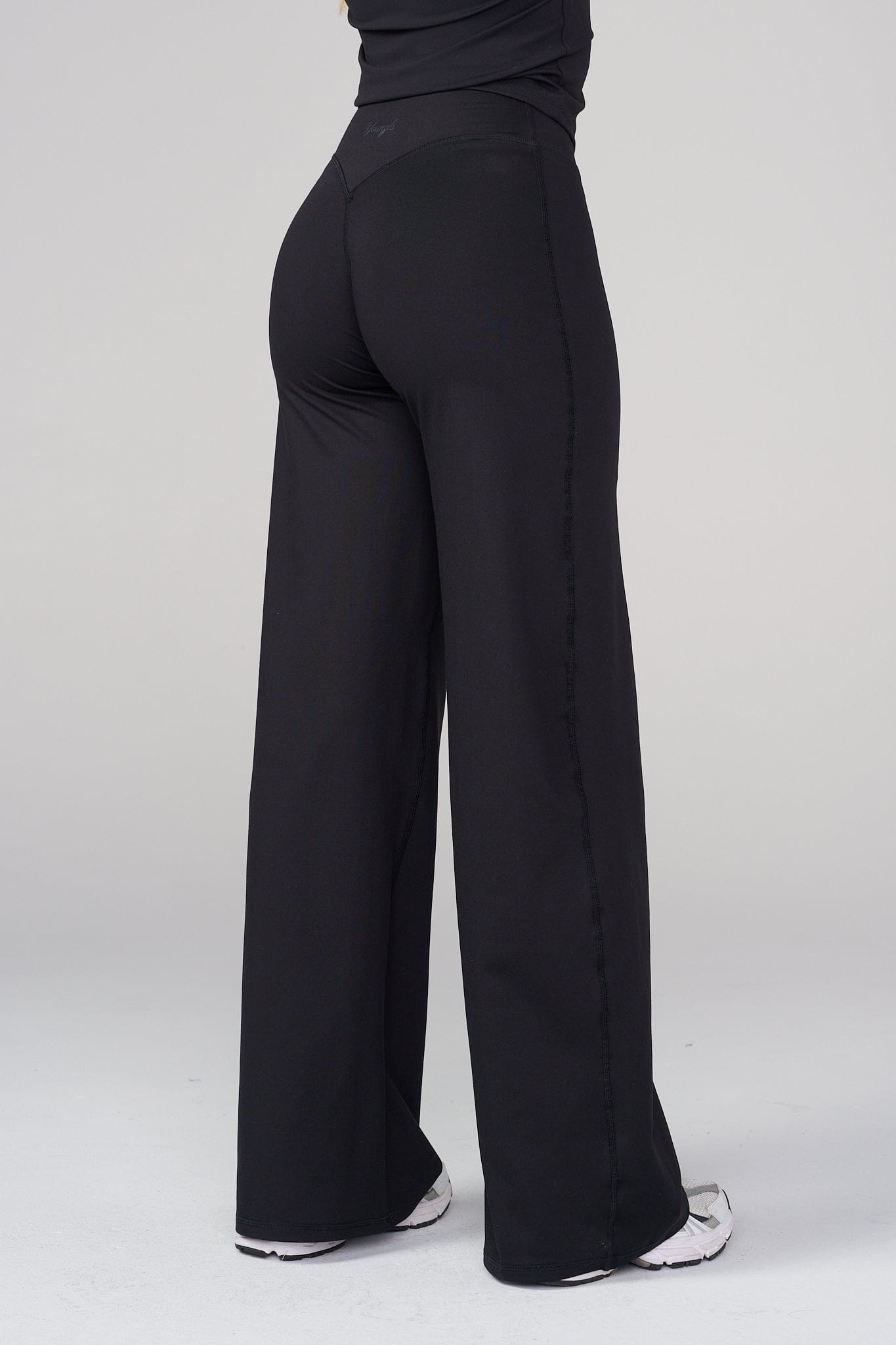 W2227 - Reset Wide Leg Legging