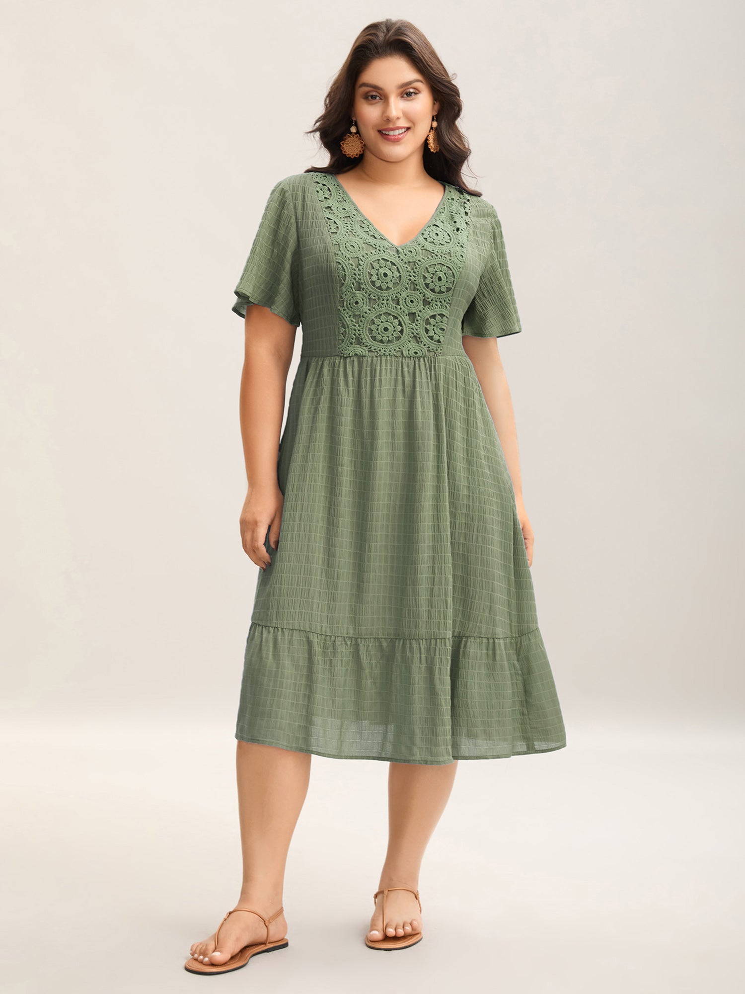 Lace Textured Pockets Tiered Midi Dress