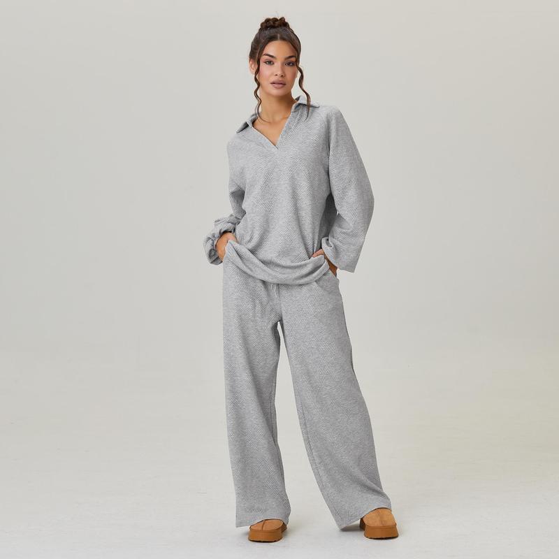 Women’s Slouchy V-Neck Textured Two-Piece Lounge Set