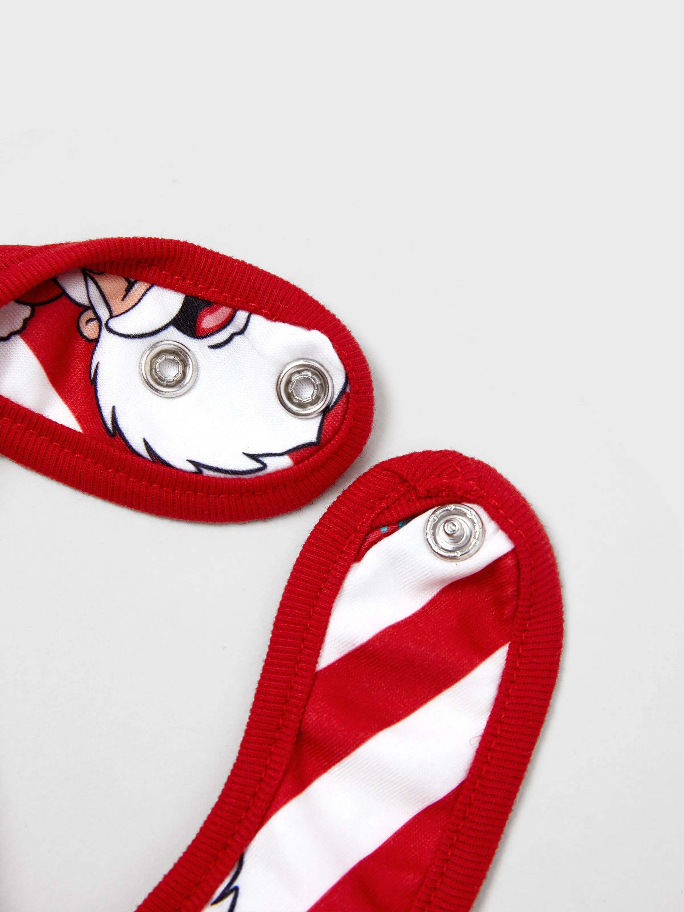 Christmas Matching Family Pajamas Set Santa Claus and Snowflakes Red Stripes PJS Red