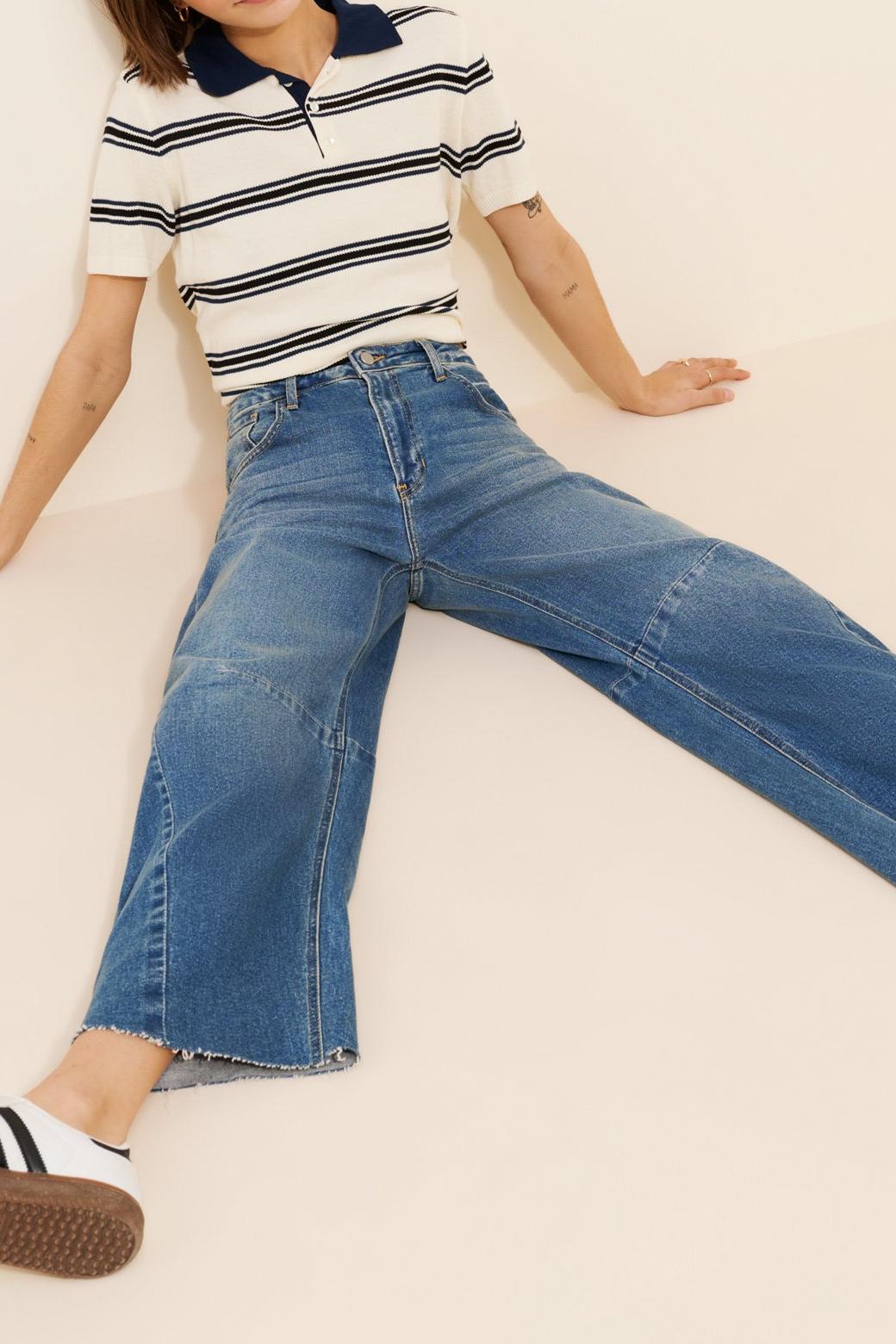 Mid-Rise Barrel Leg Jeans