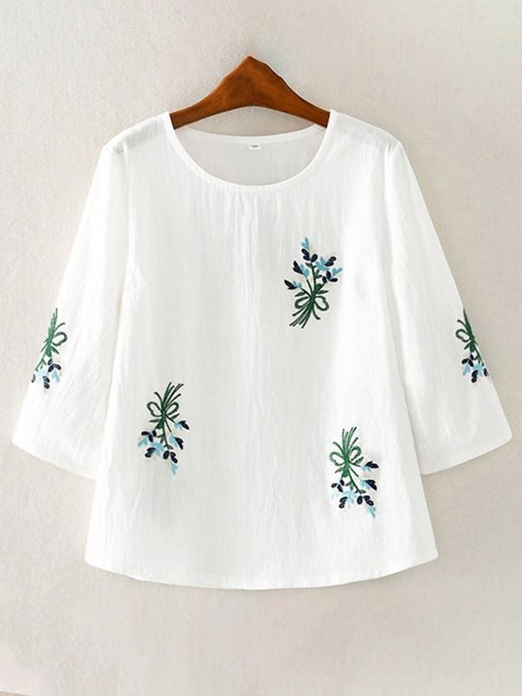 Women's Retro Floral Embroidery Comfortable T-Shirt- Fast Shipping