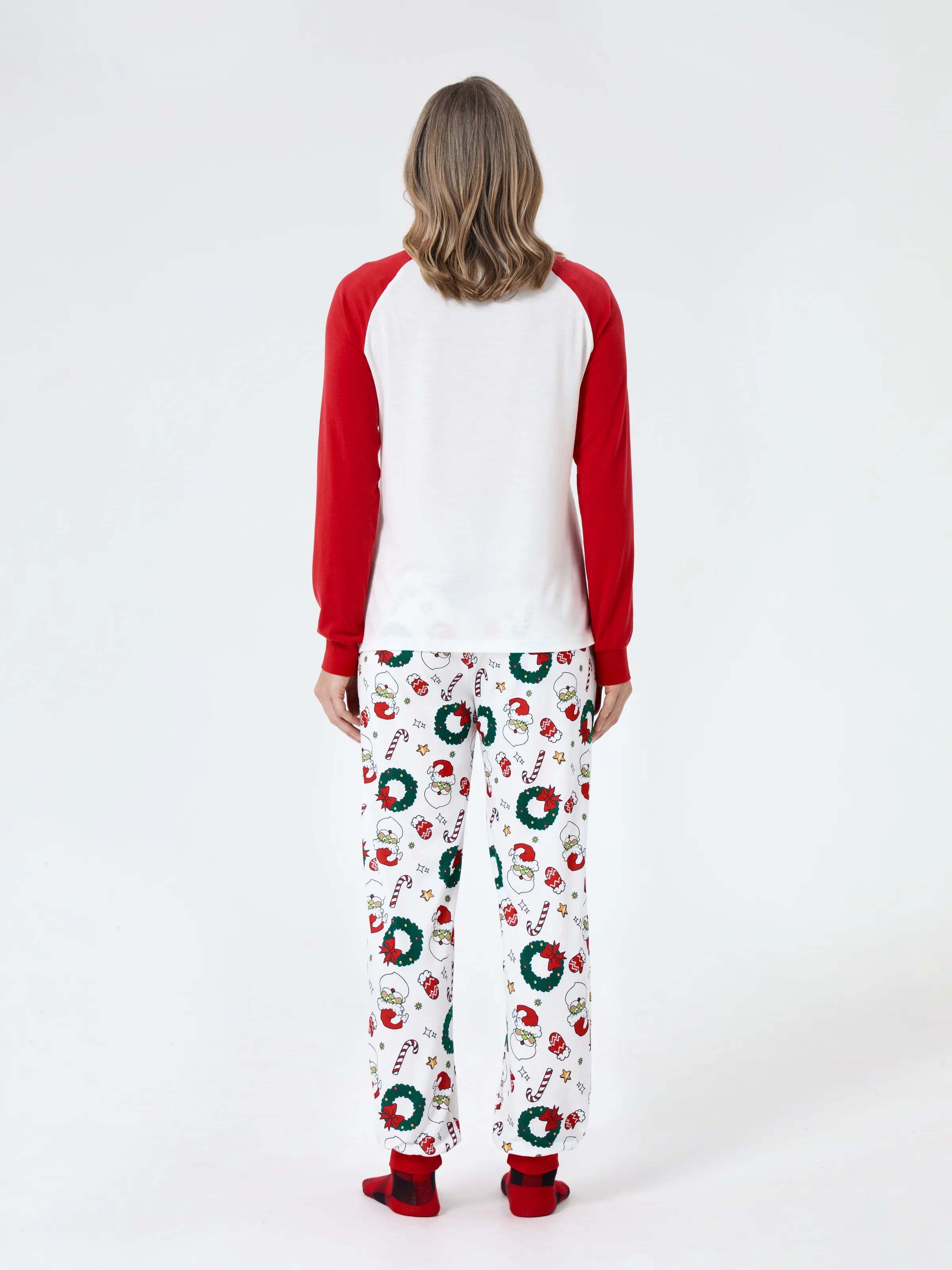 Christmas Matching Family Pajamas Set Christmas Grinch-themed Print PJS with Christmas Socks Red