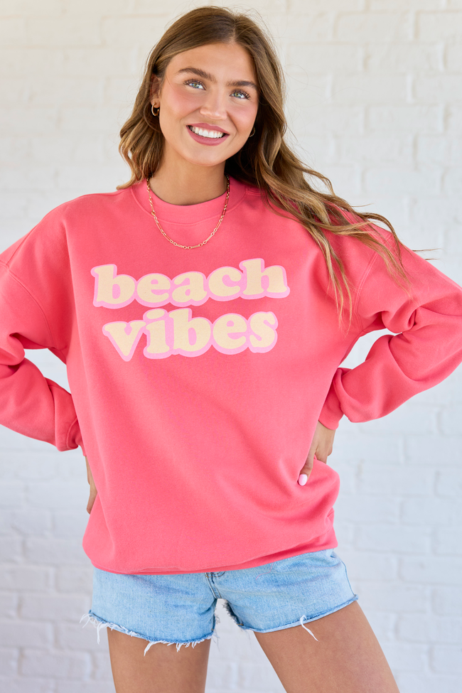 Beach Vibes Light Red Graphic Sweatshirt