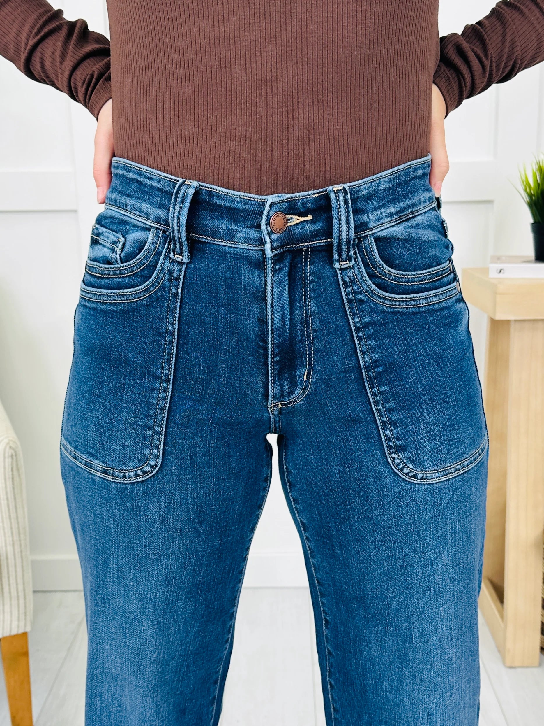 Judy Blue Straight Talk 90s Straight Leg Jeans