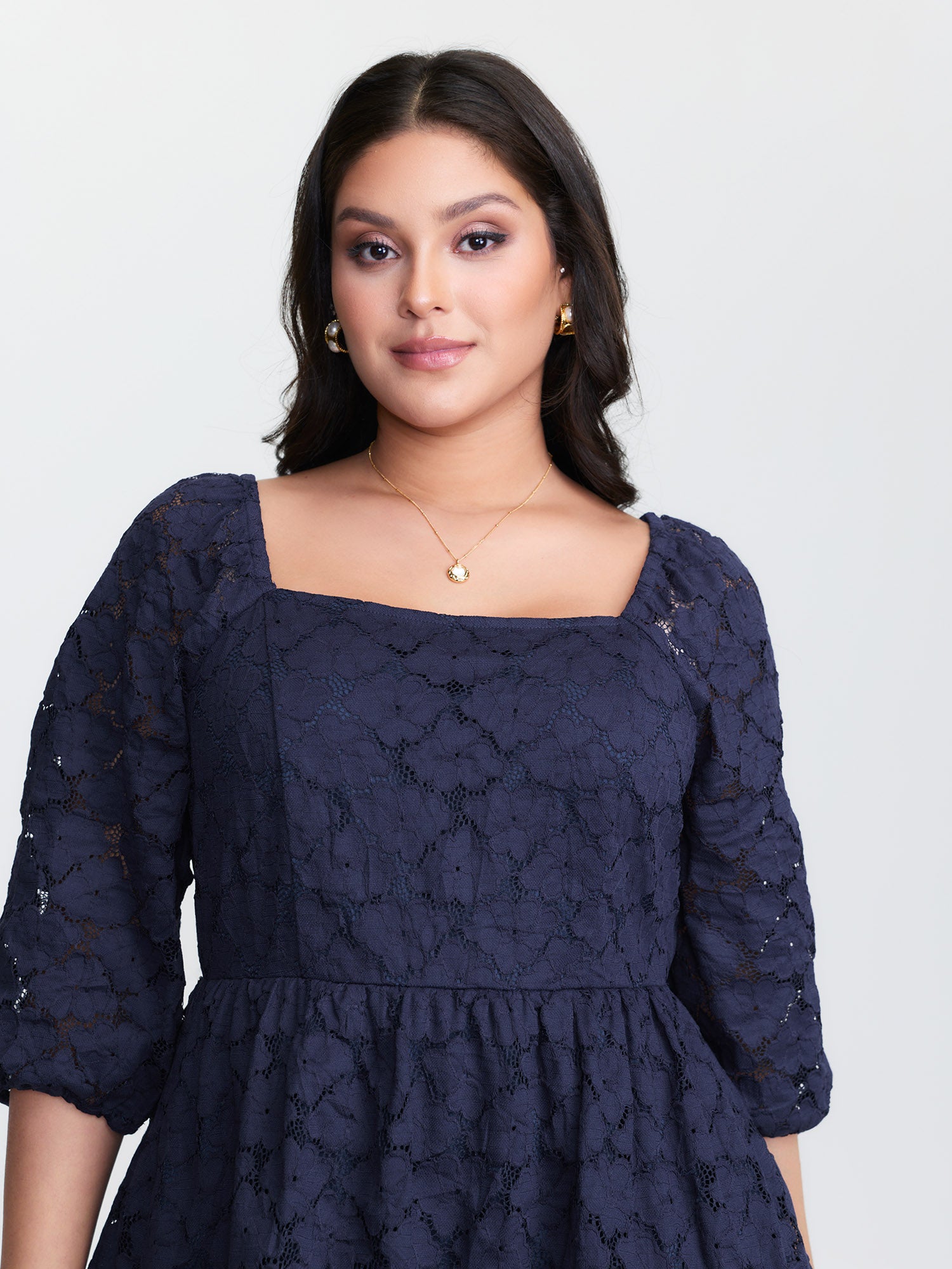 Lace Trim Stretchy Waist Tiered Midi Dress