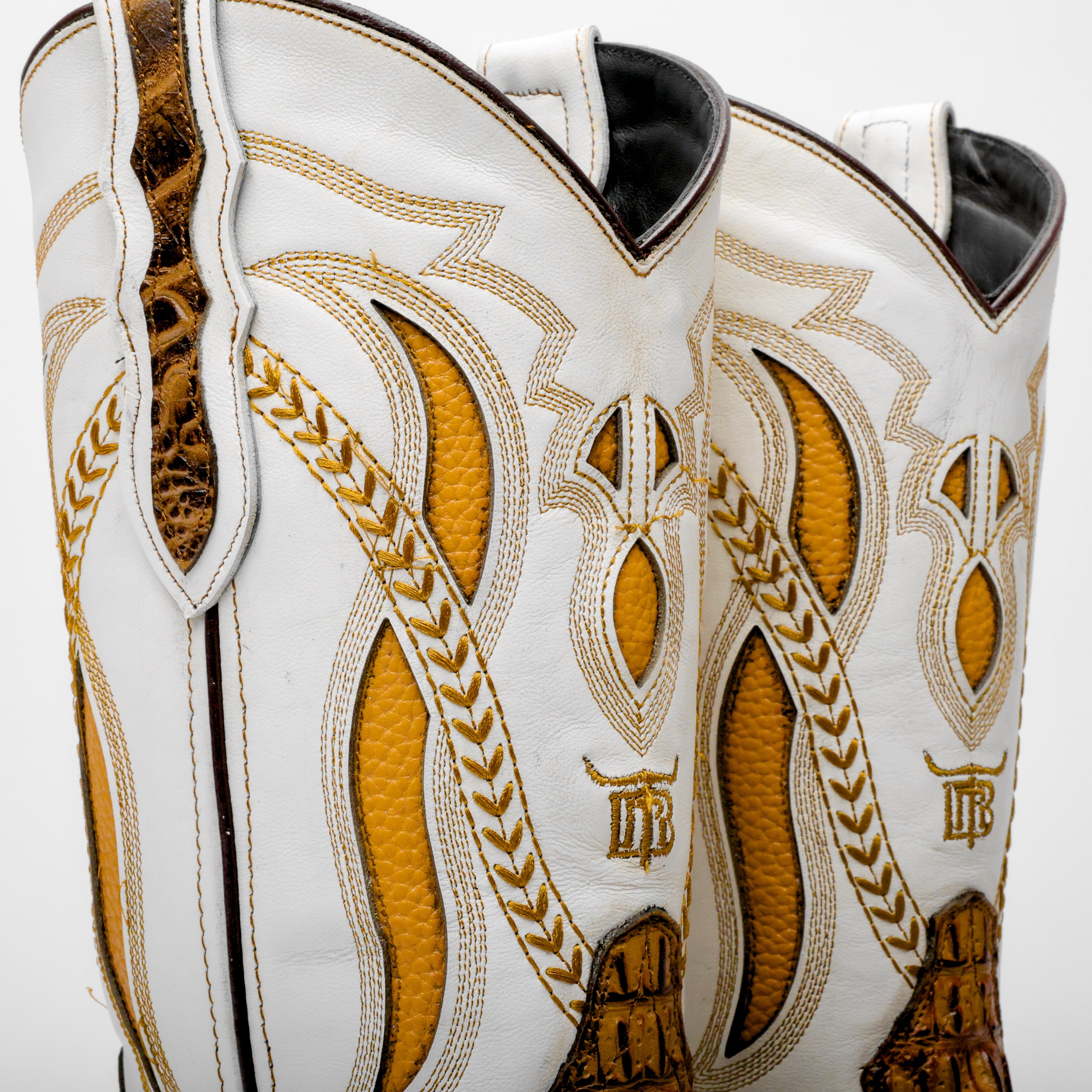 Honey Caiman Hornback Leather Boots - Square Toe