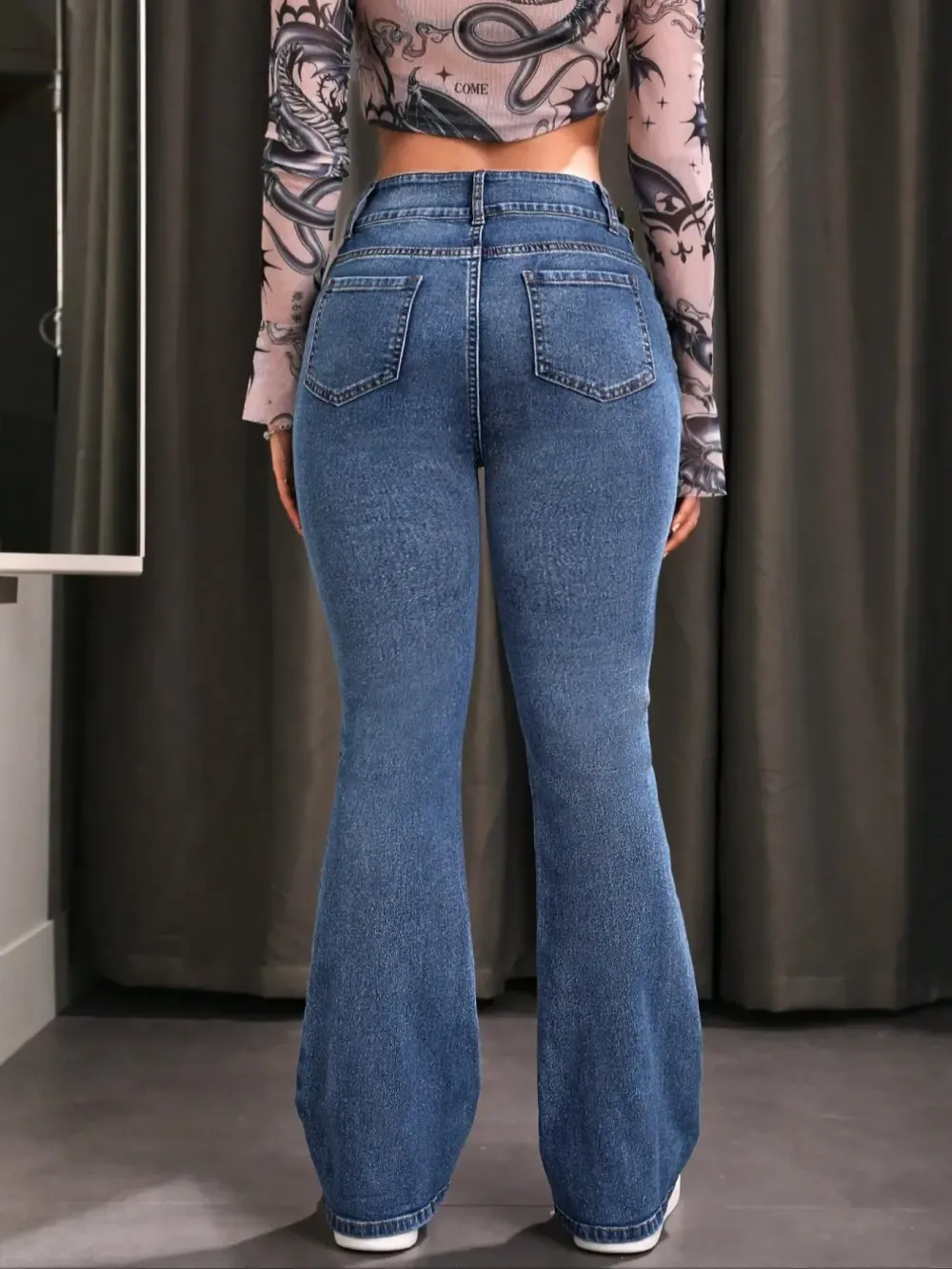 Women's Pocket Leg Stretchy Jeans, Flared High Waist Casual Comfy Bell Bottom Denim Trousers for Daily Wear, Ladies Bottoms for All Seasons