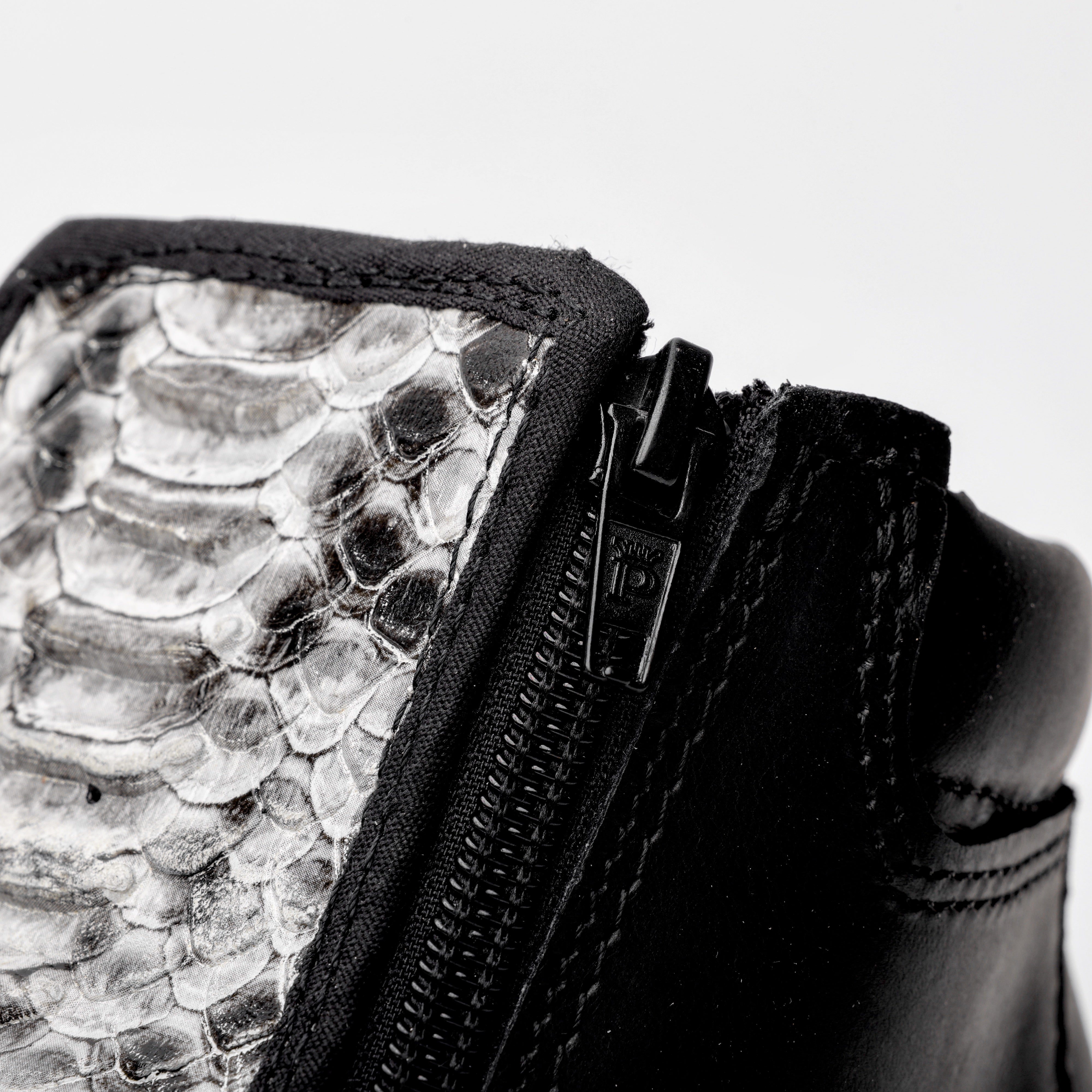 Natural Python Leather Botin With 3D Lightweight Soles - Square Toe